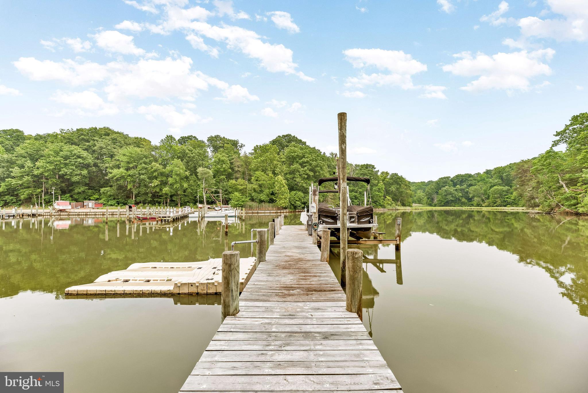 RIVERWOOD FARMS - Residential