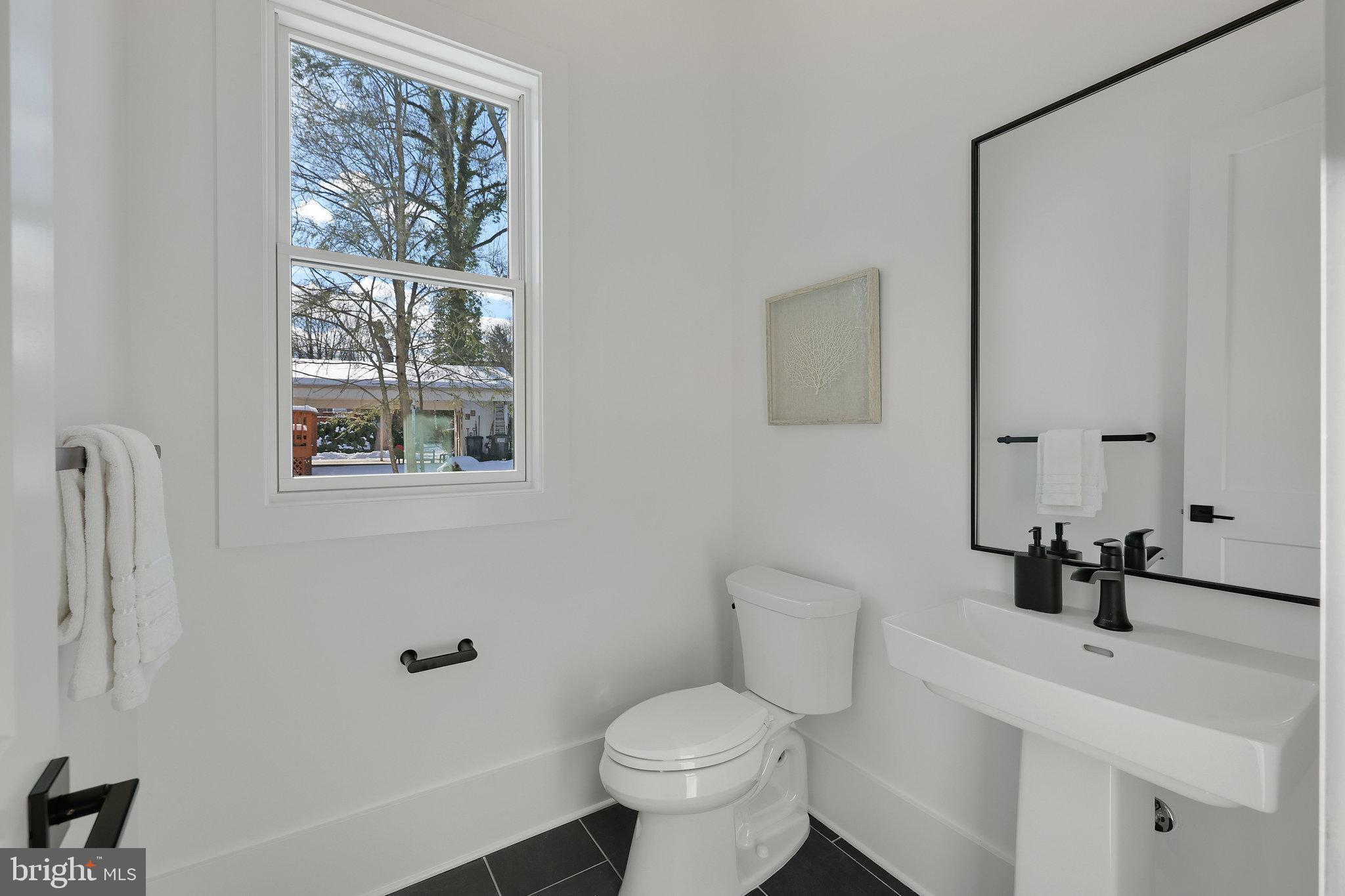 MANTUA - Residential