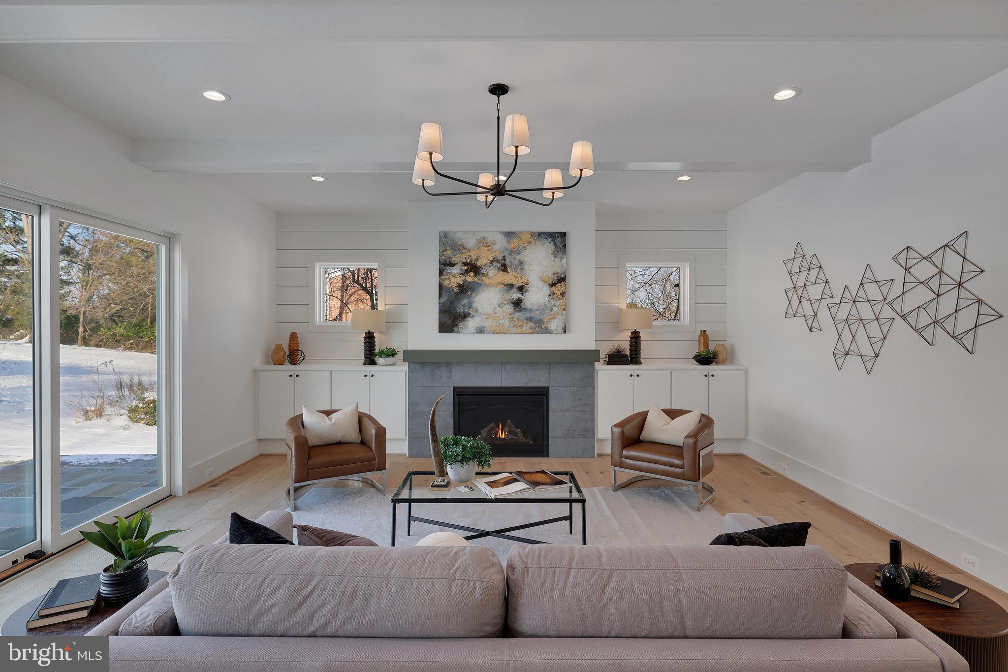 MANTUA - Residential