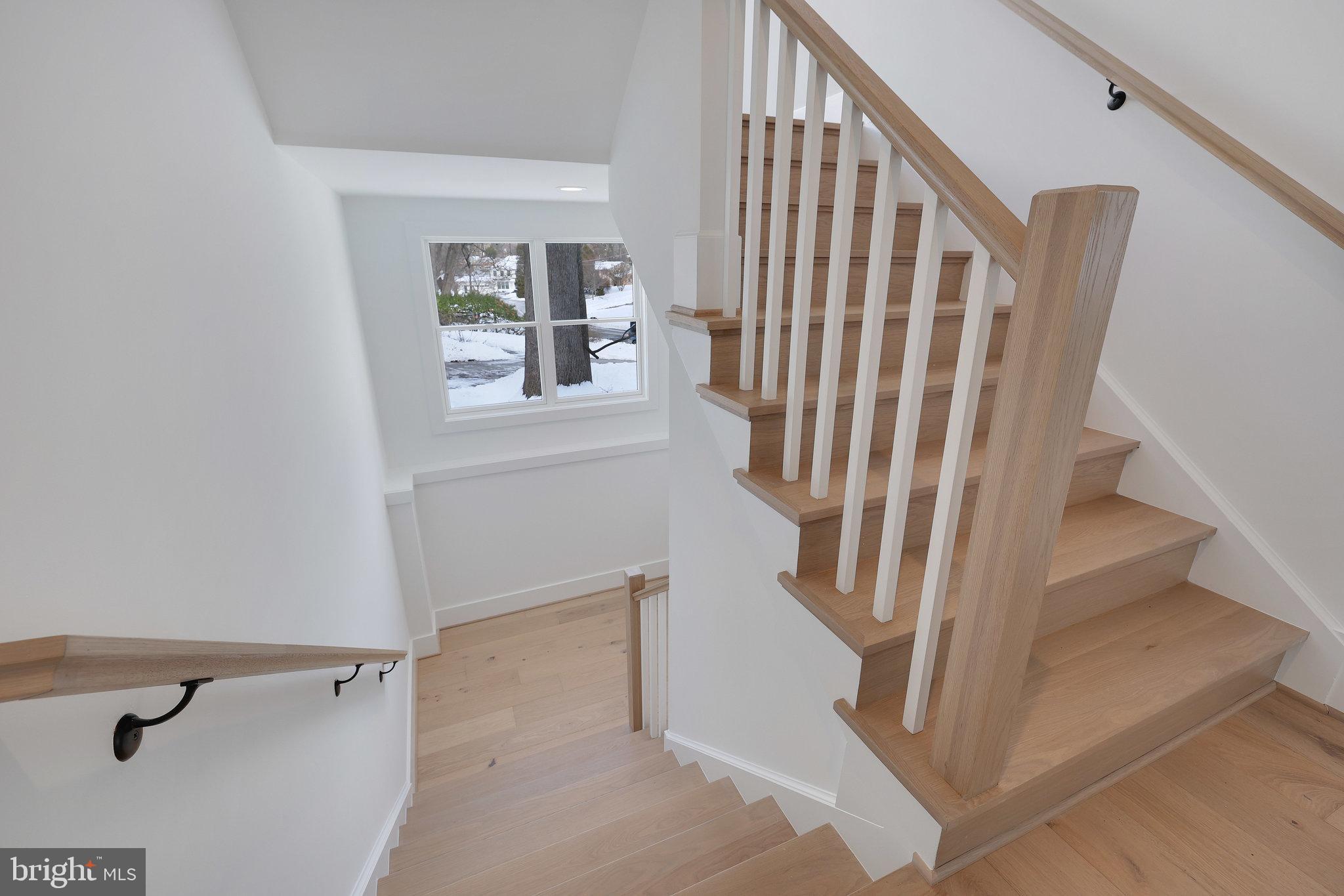 MANTUA - Residential