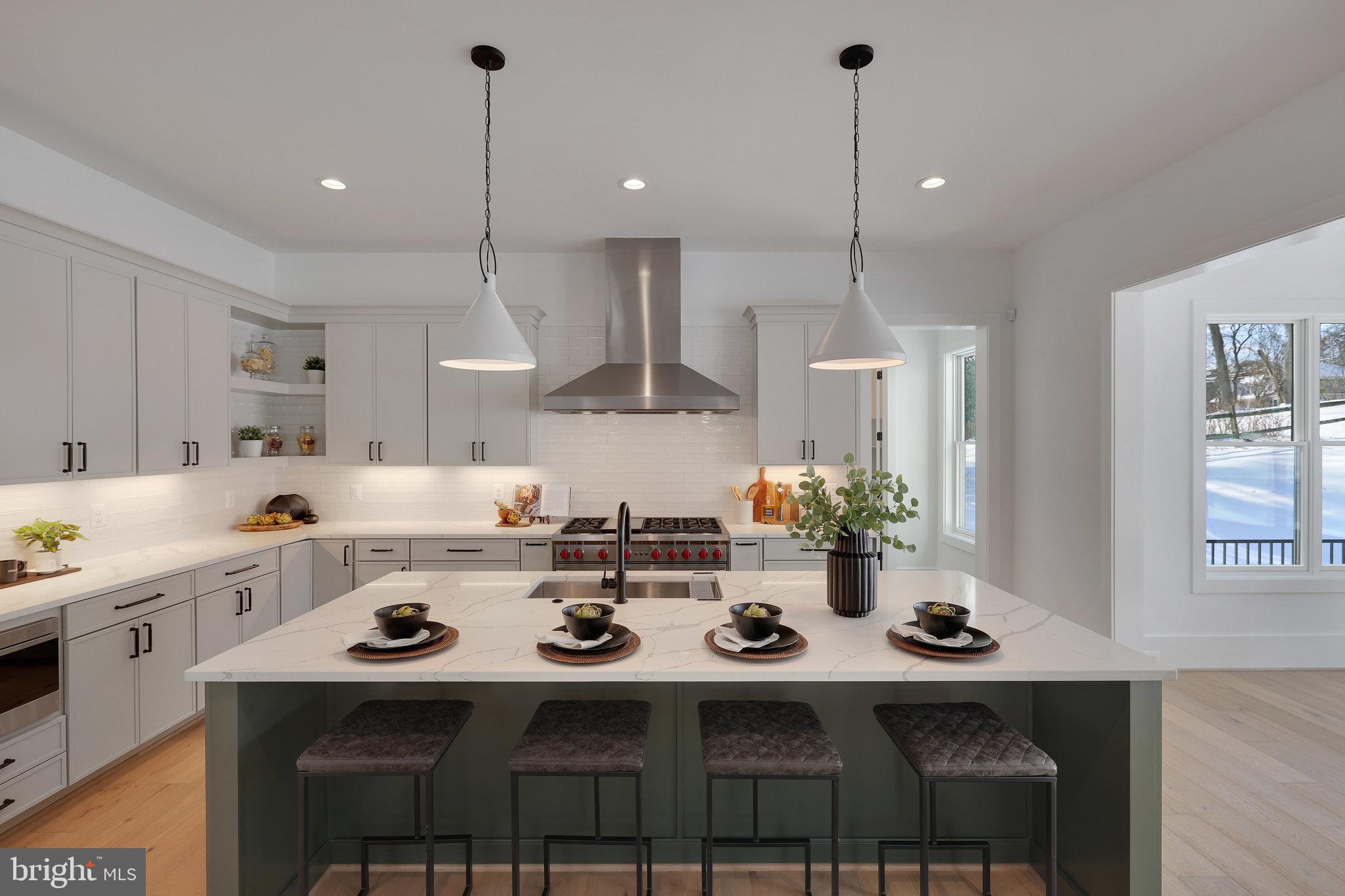 MANTUA - Residential