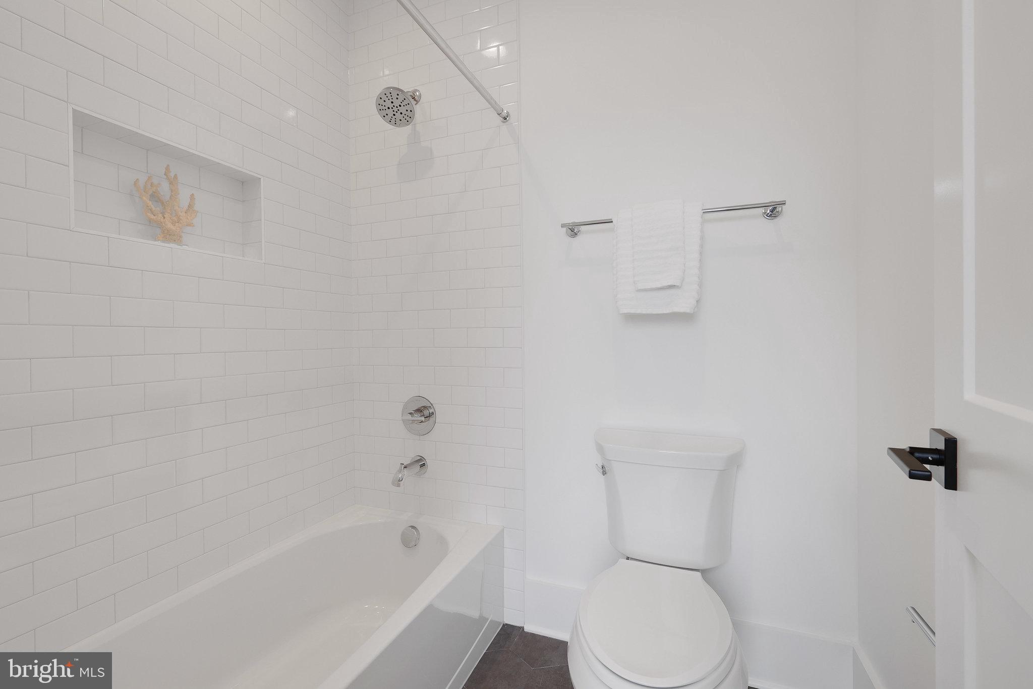 MANTUA - Residential