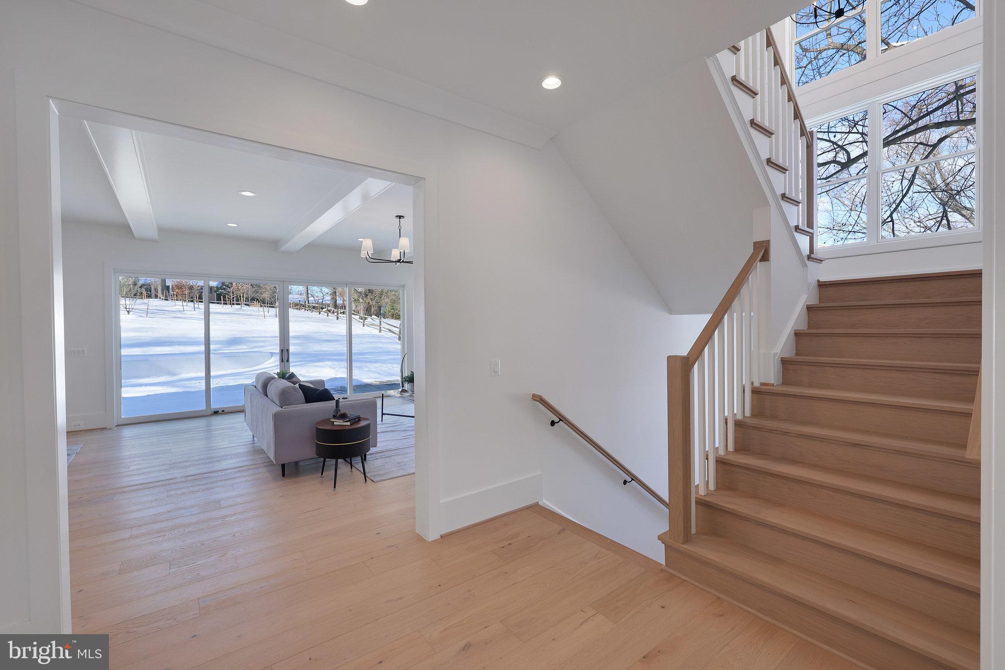 MANTUA - Residential