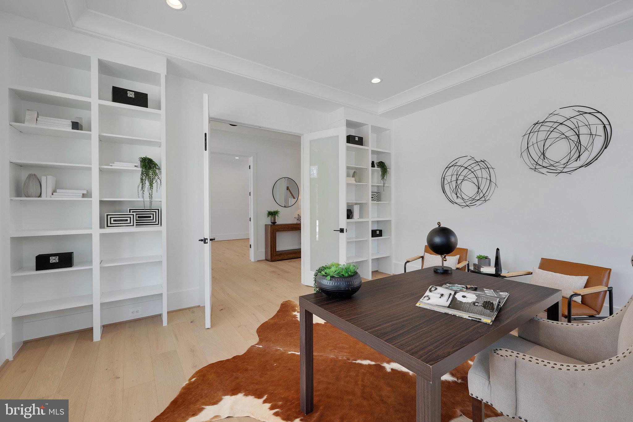 MANTUA - Residential