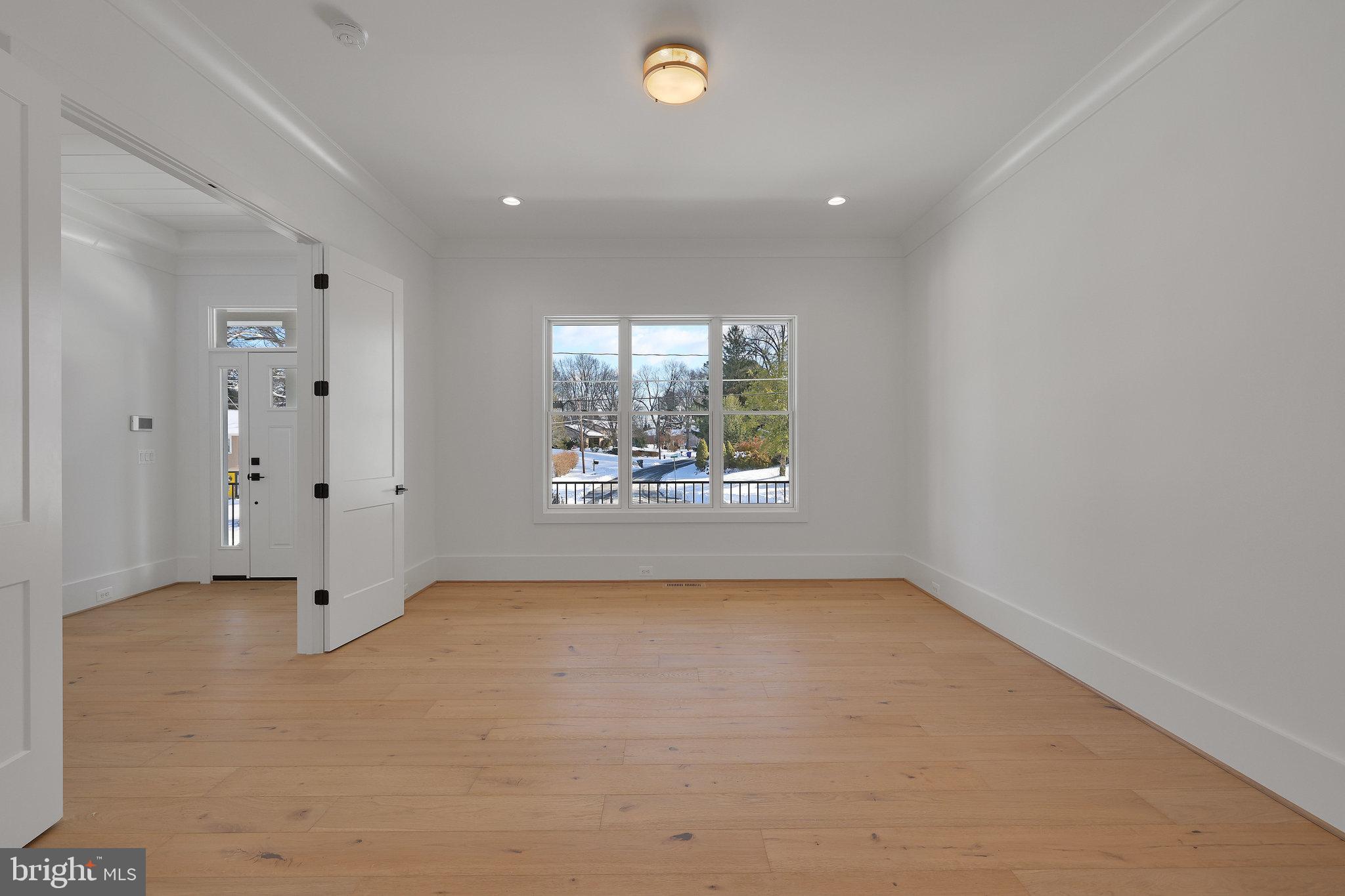 MANTUA - Residential