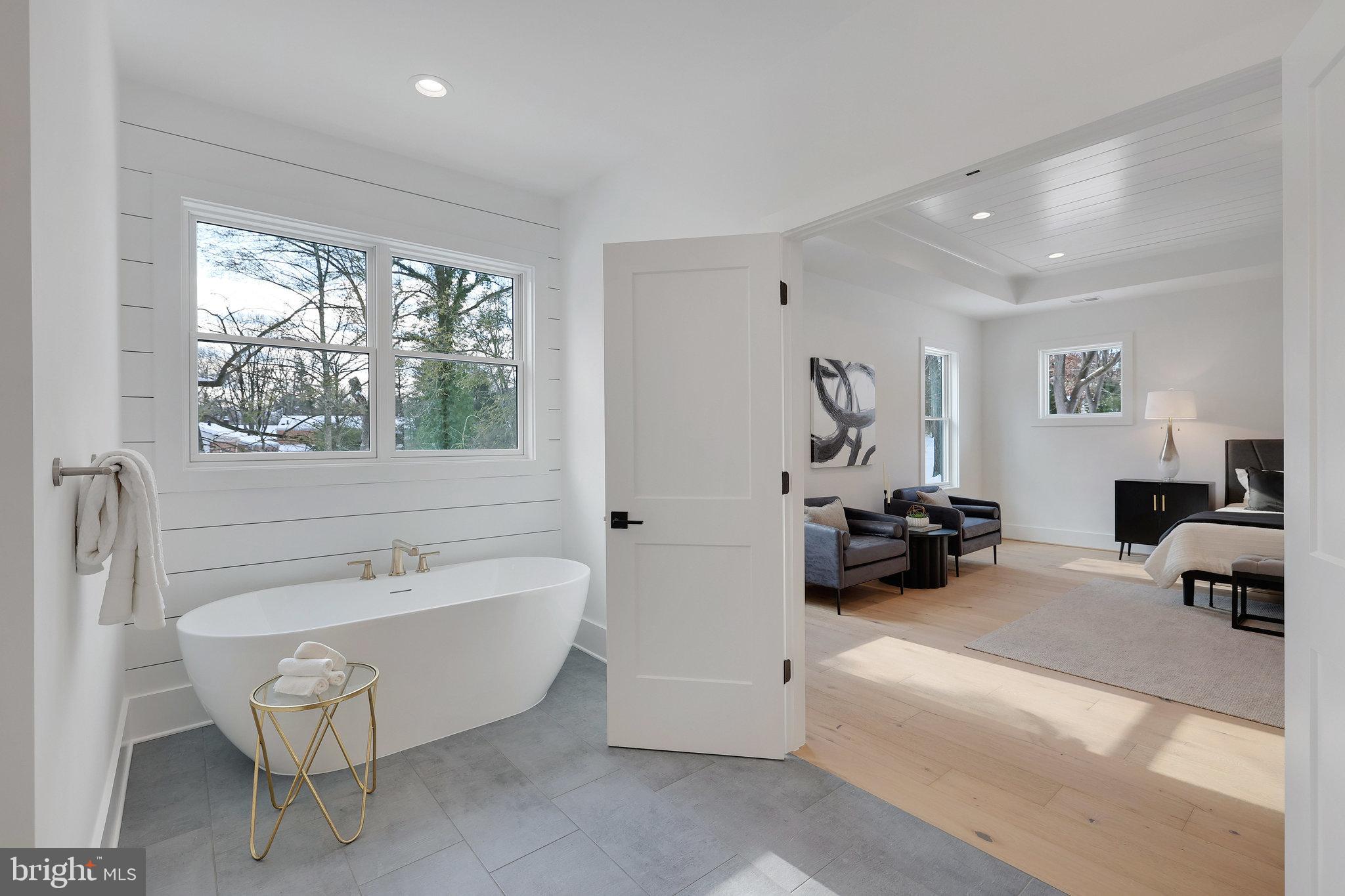 MANTUA - Residential