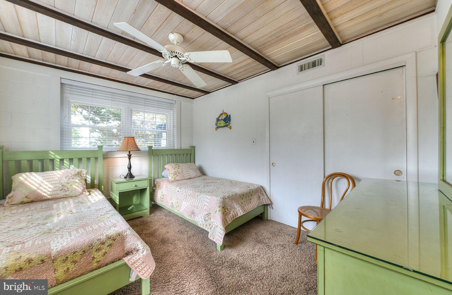 NORTH SHORES - Residential