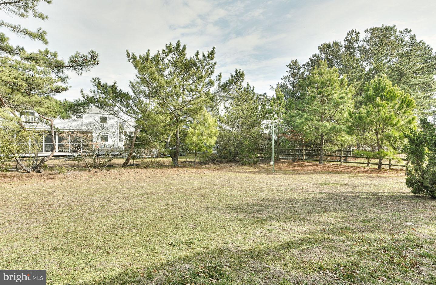 NORTH SHORES - Residential