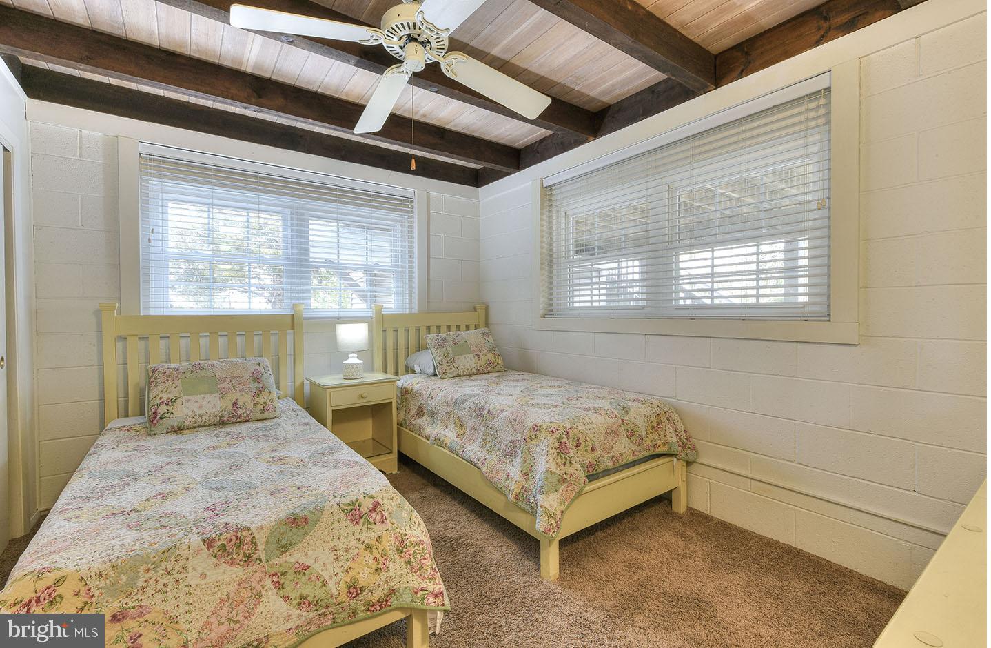 NORTH SHORES - Residential