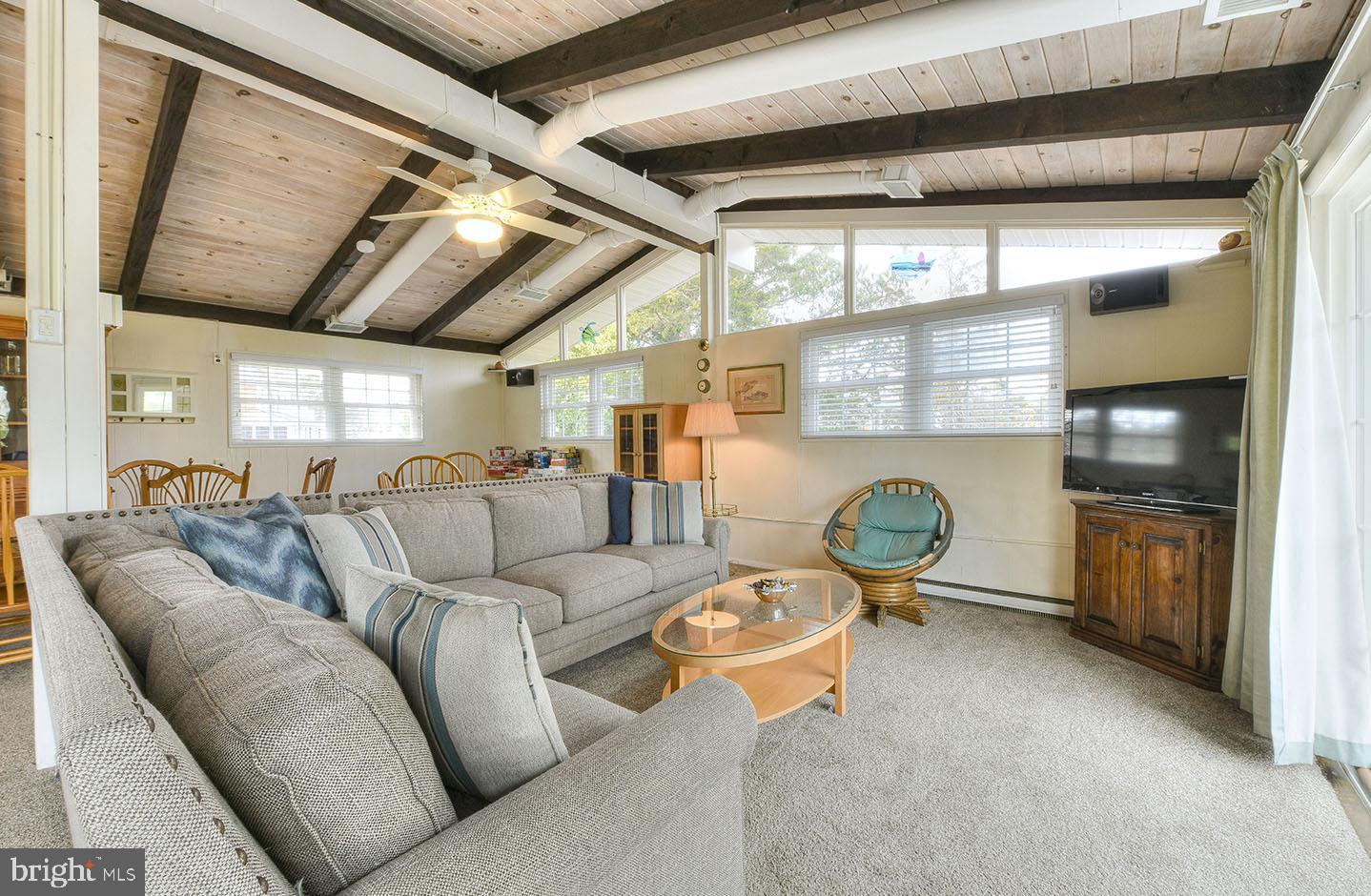 NORTH SHORES - Residential