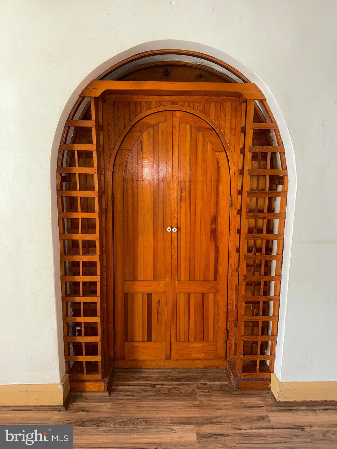 KINGSVILLE - Residential