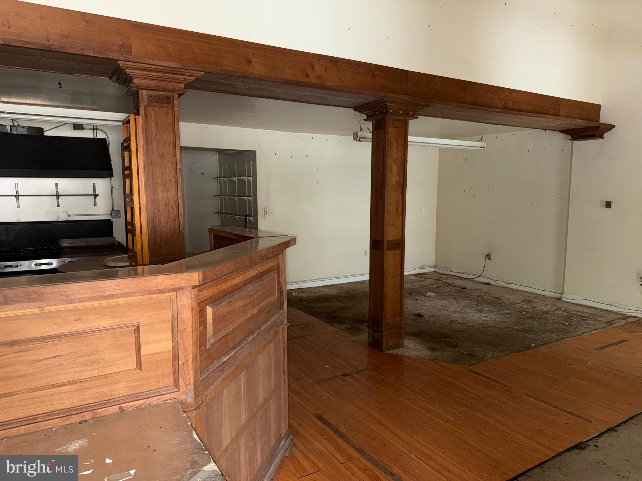 KINGSVILLE - Residential