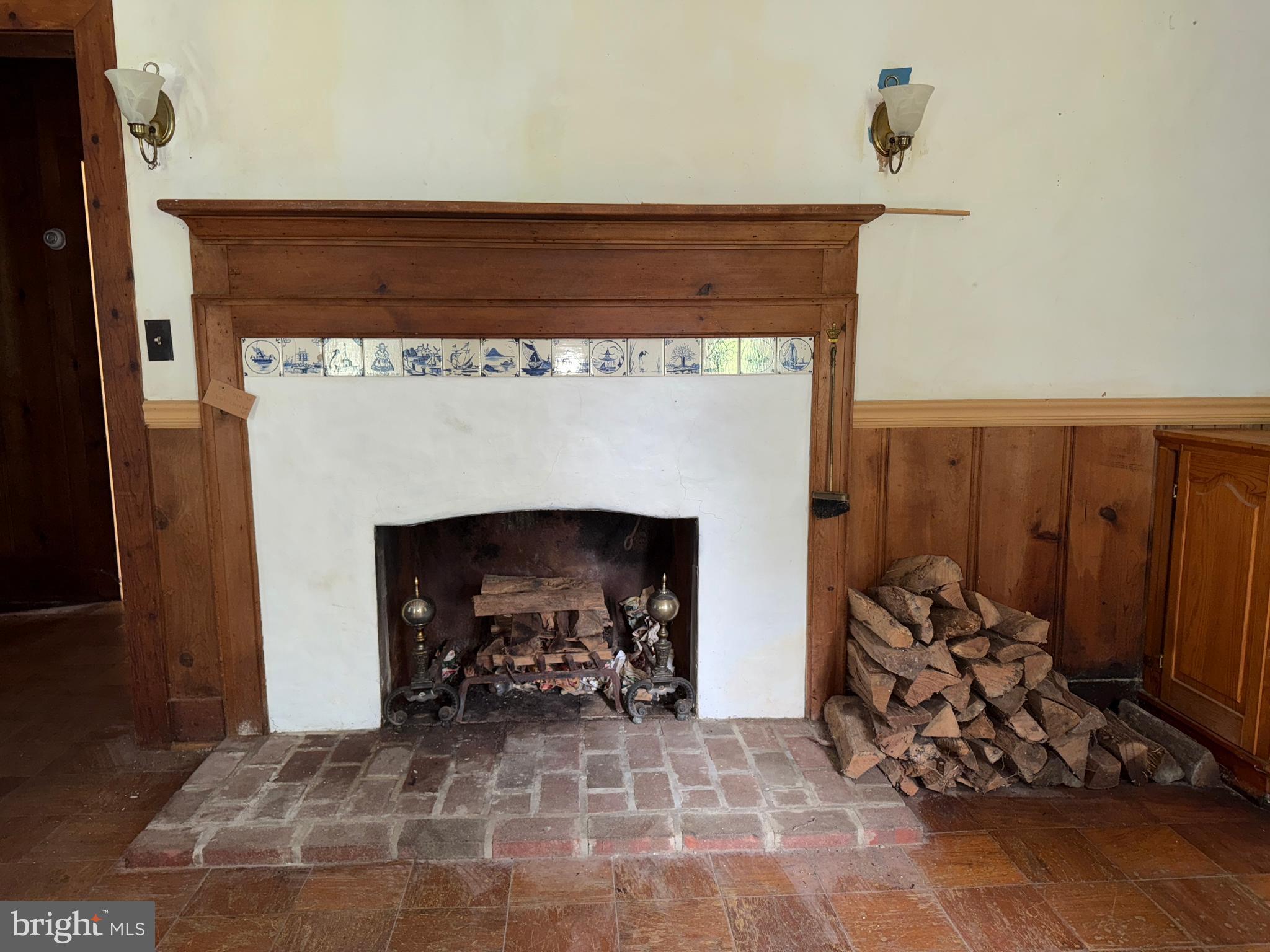 KINGSVILLE - Residential