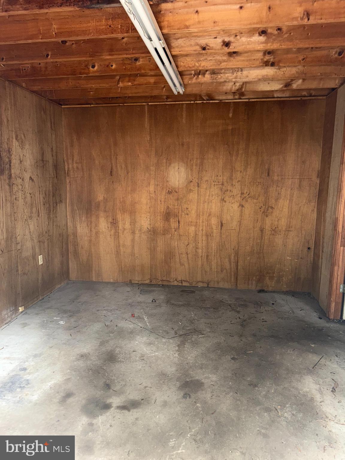 KINGSVILLE - Residential