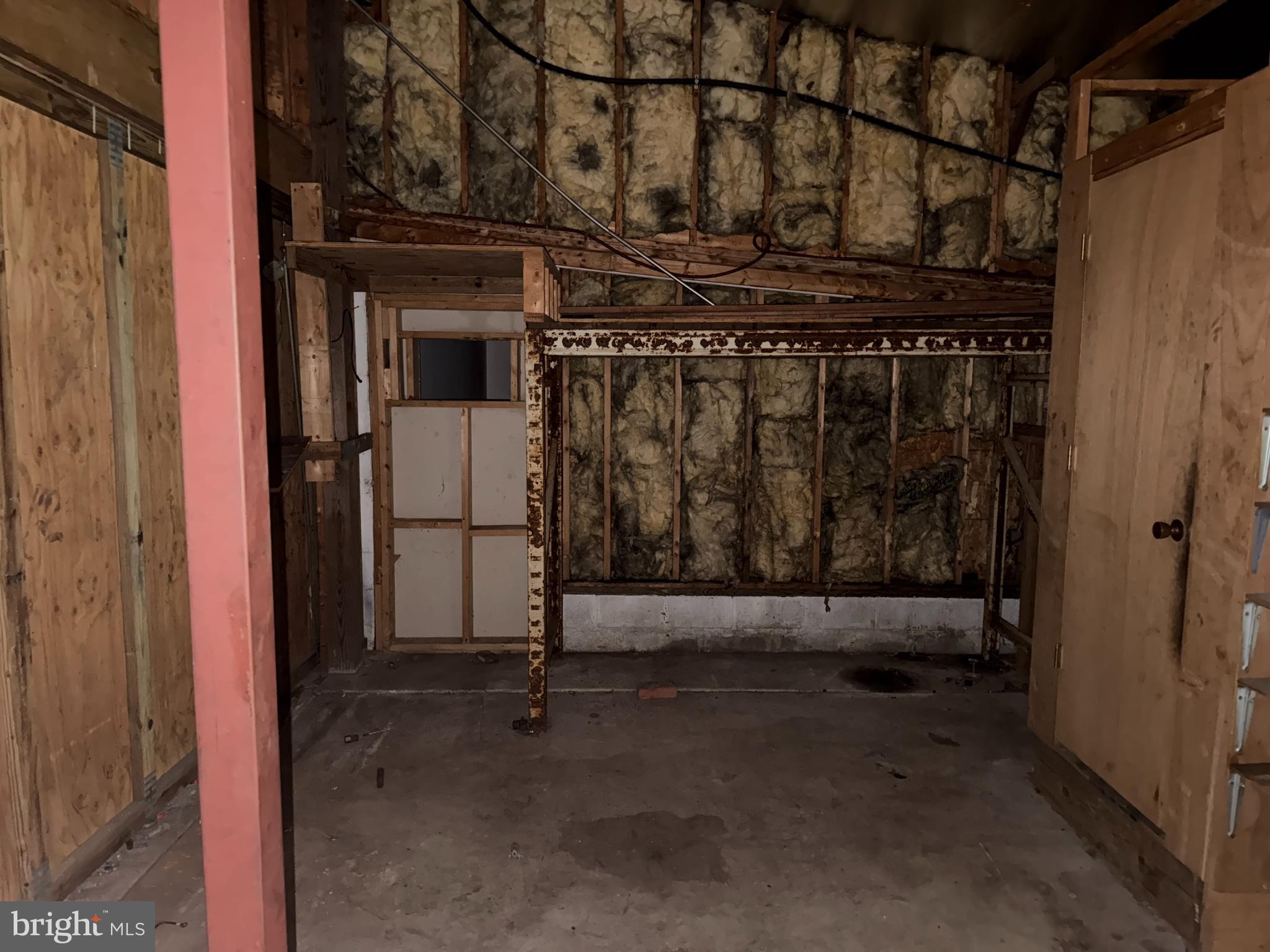 KINGSVILLE - Residential