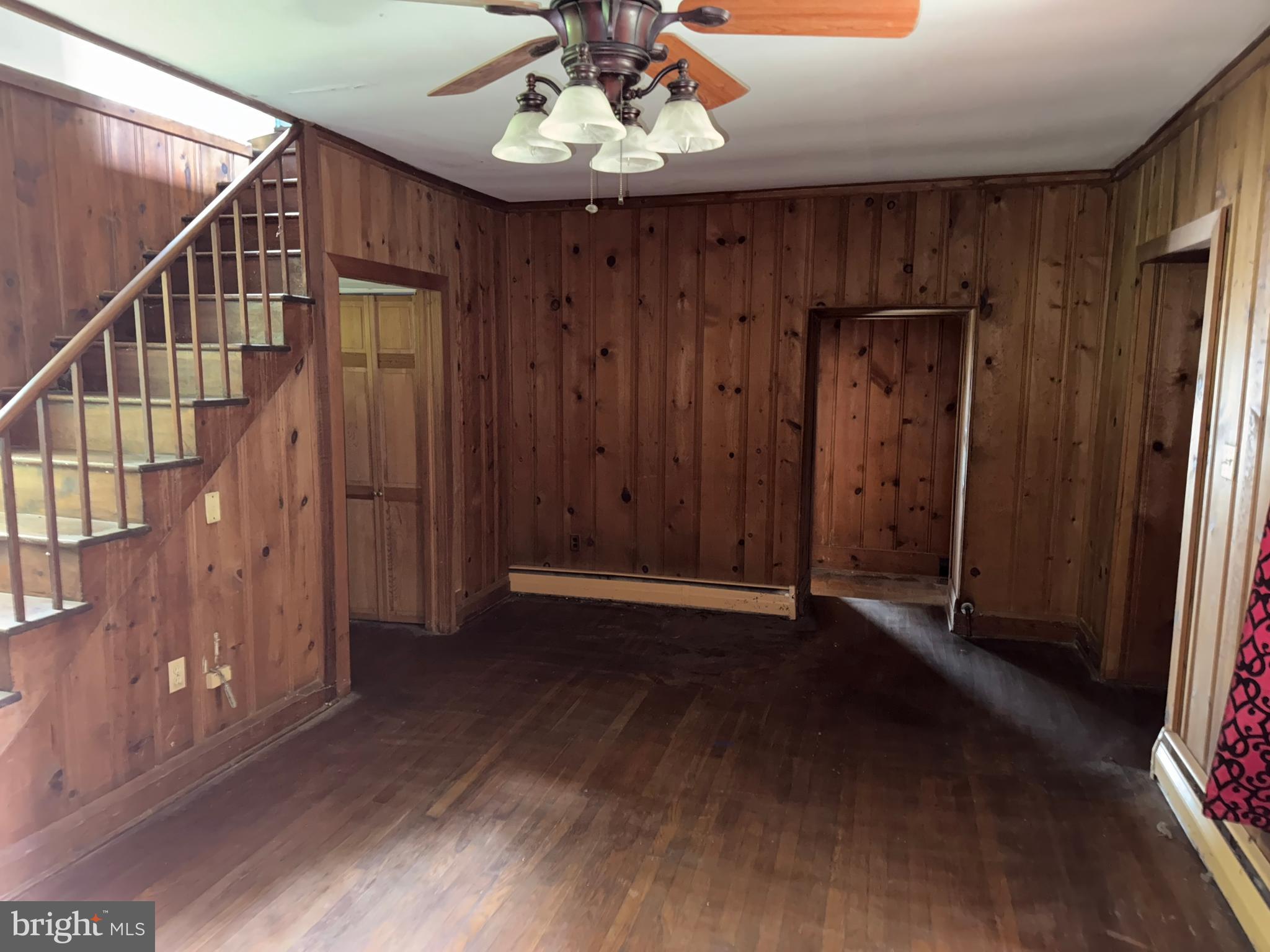 KINGSVILLE - Residential