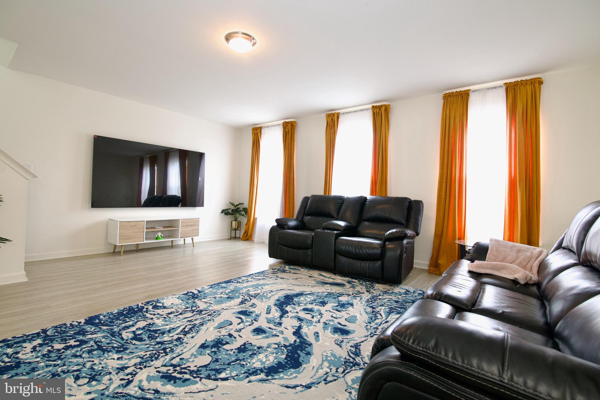 WINDING HILLS - Residential