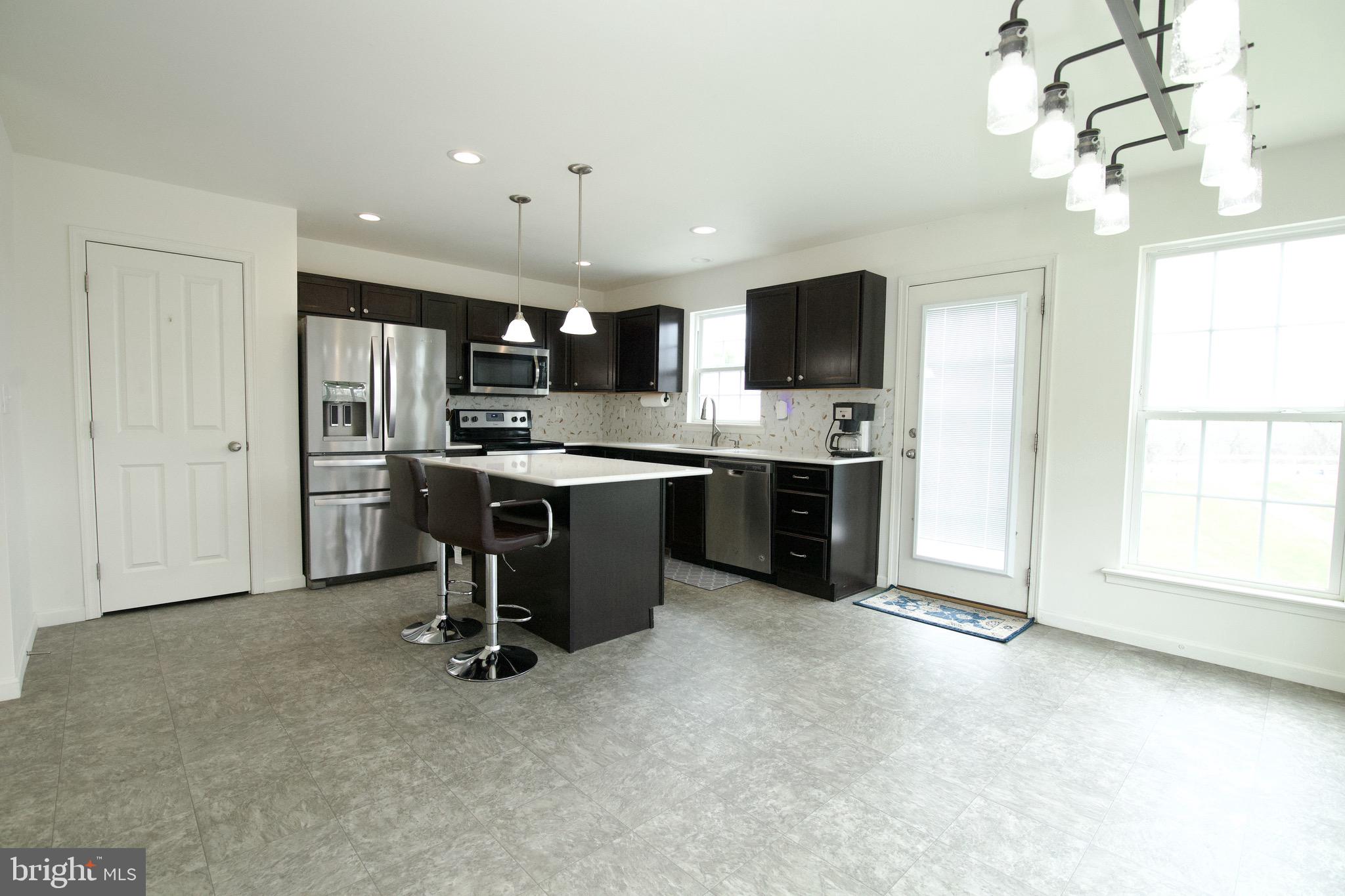 WINDING HILLS - Residential