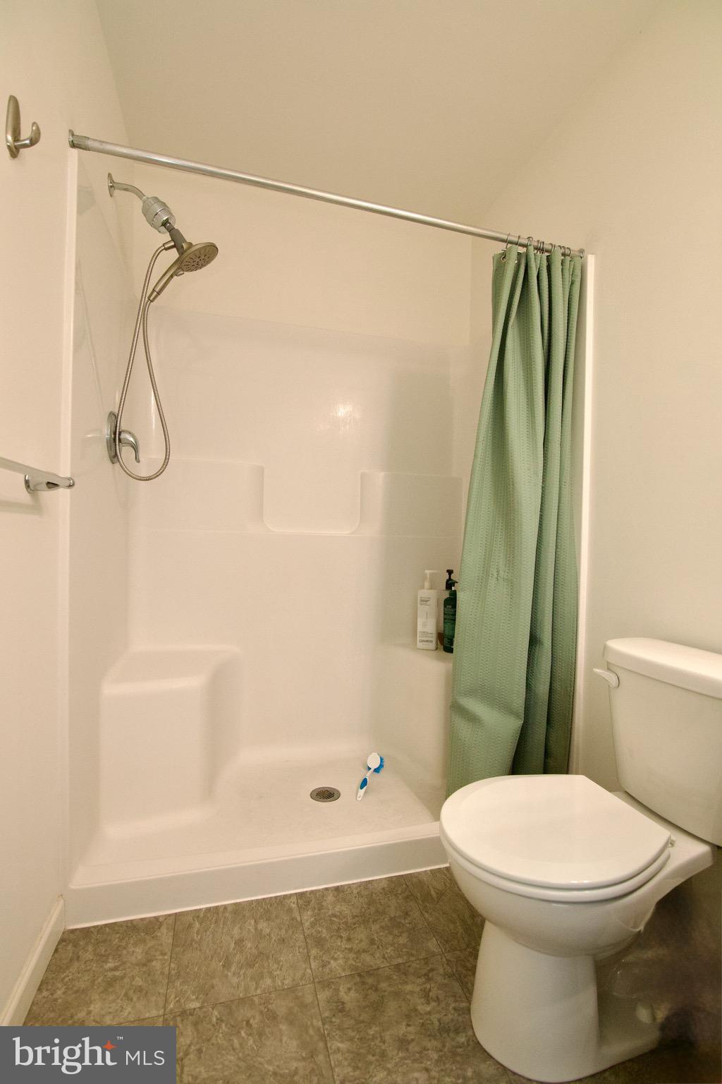 WINDING HILLS - Residential