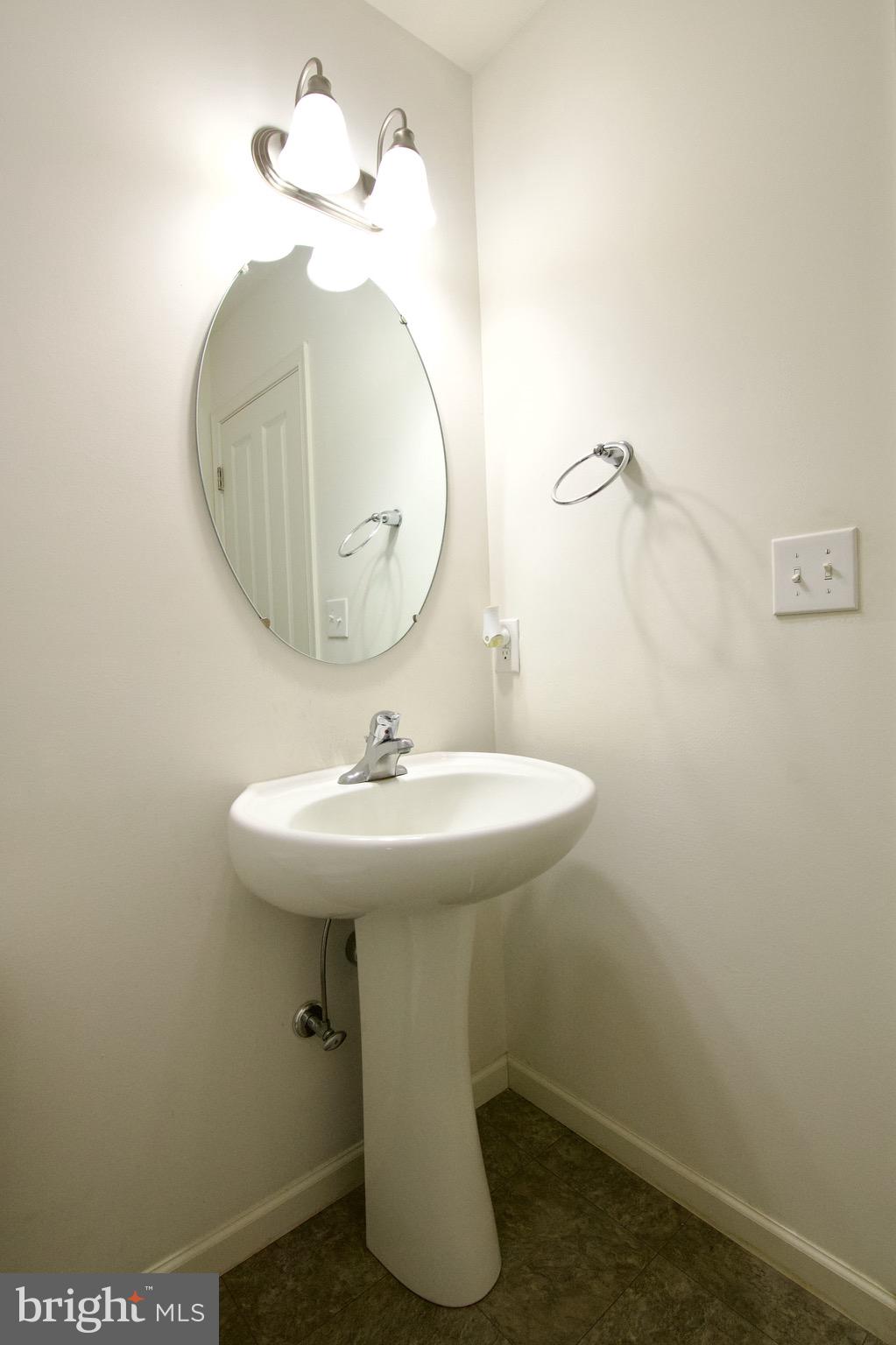 WINDING HILLS - Residential