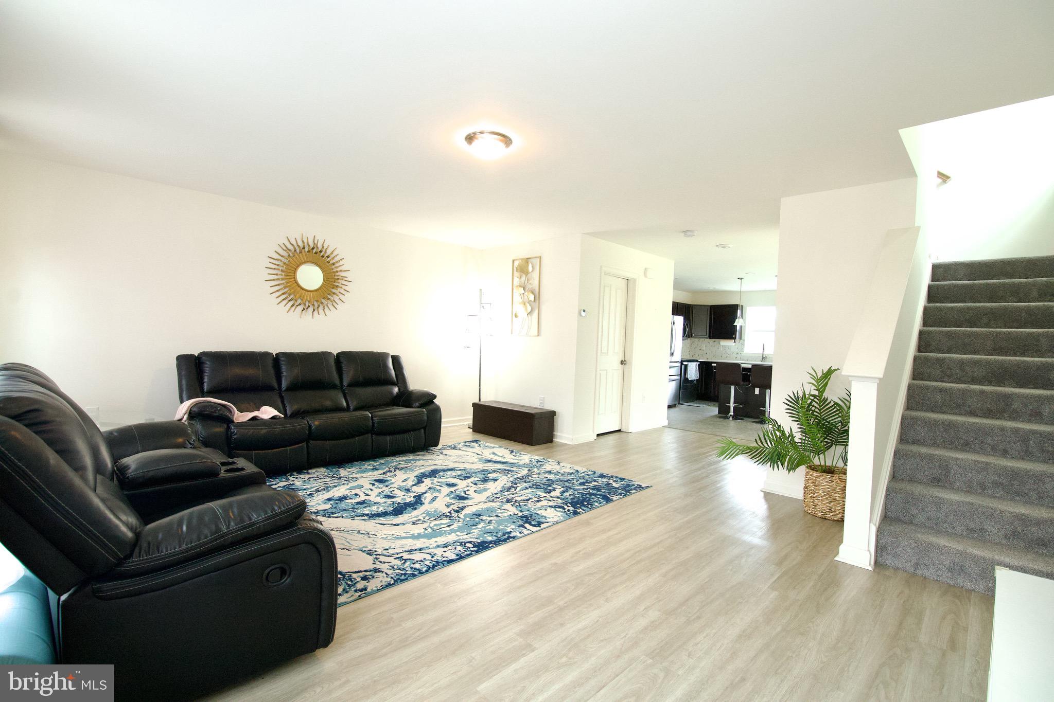 WINDING HILLS - Residential