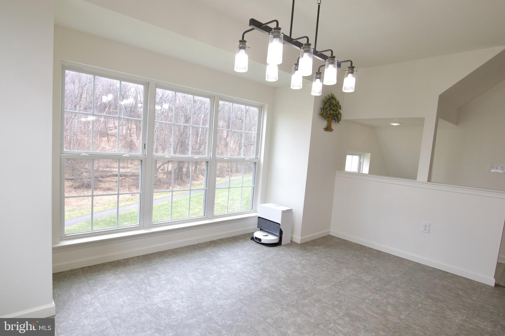 WINDING HILLS - Residential