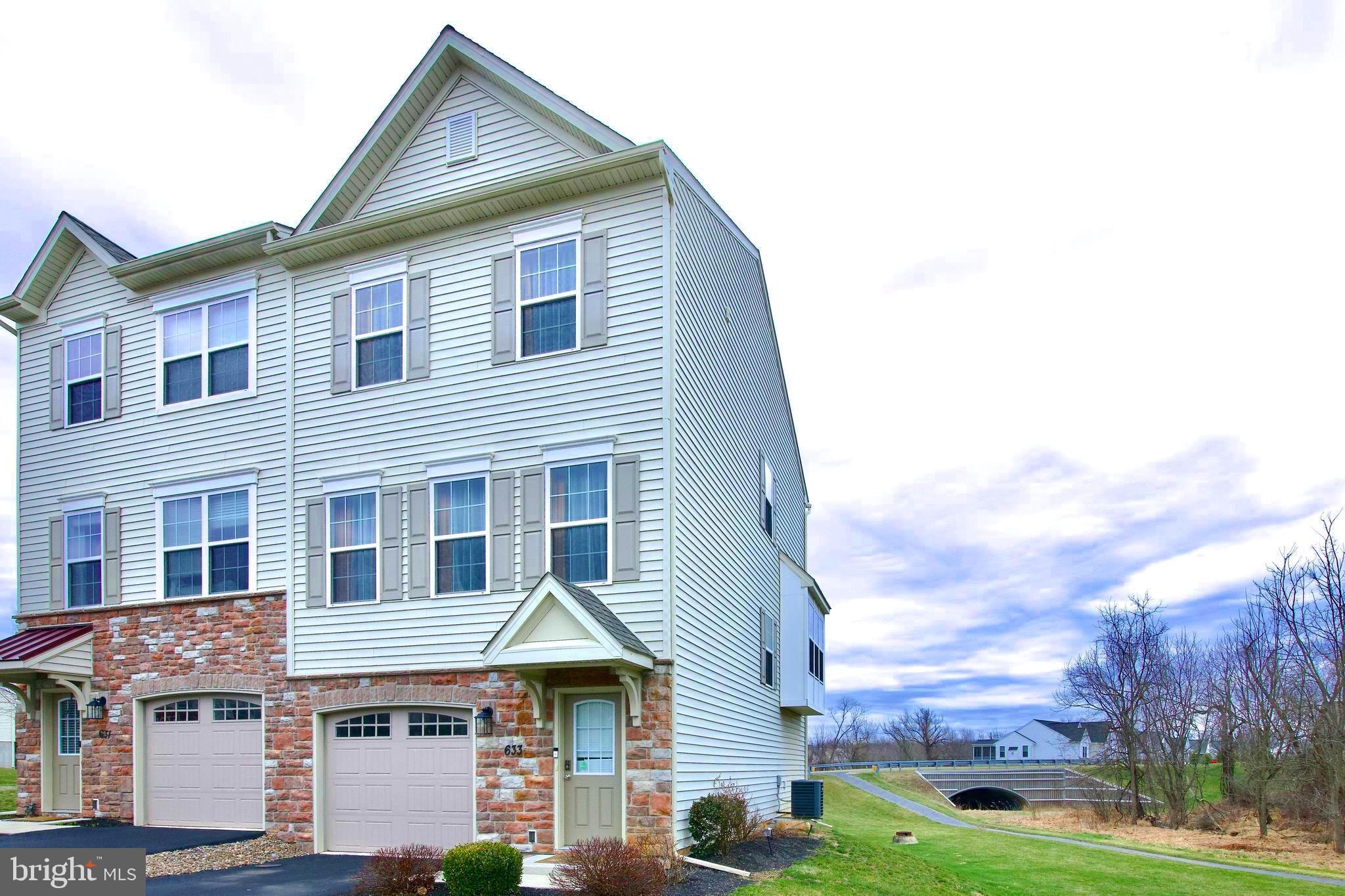 WINDING HILLS - Residential