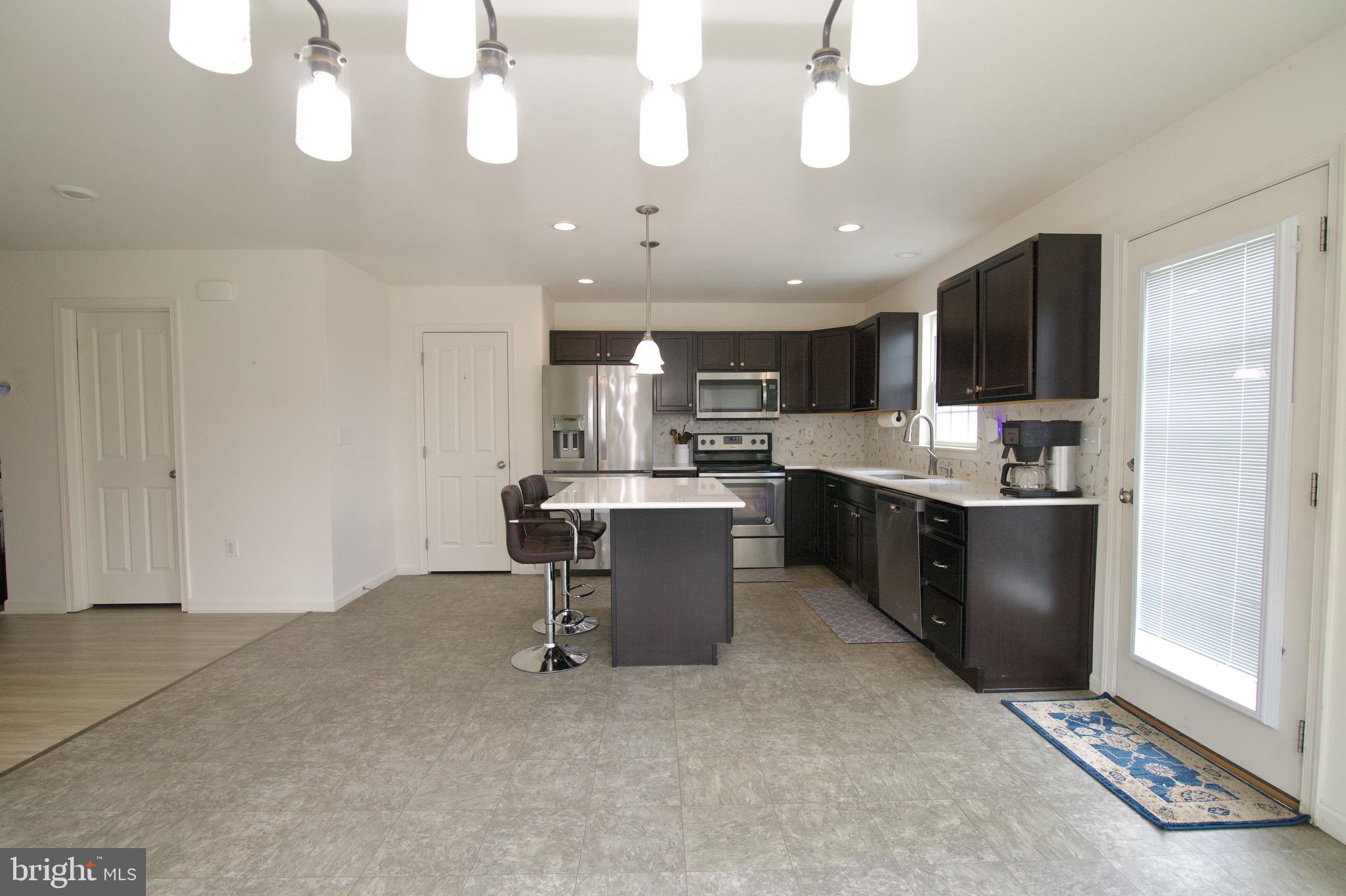 WINDING HILLS - Residential