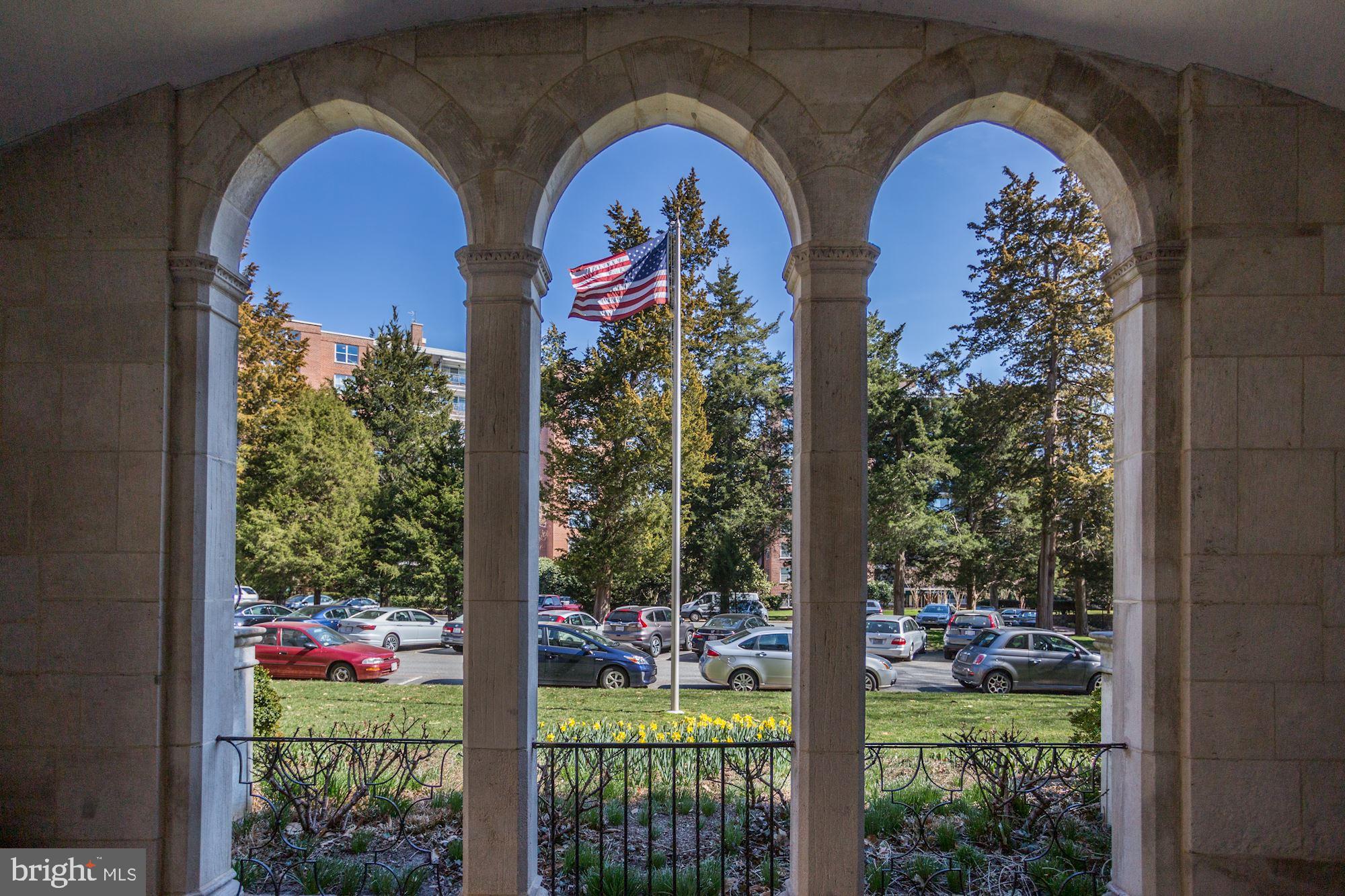 4000 CATHEDRAL AVENUE NW 736B