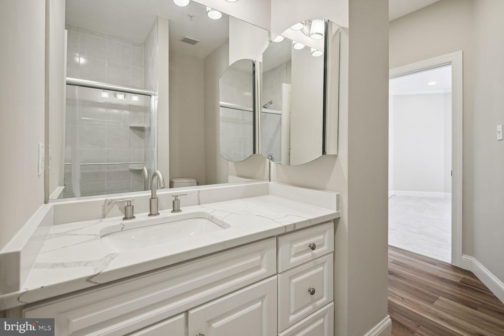 CHEVY CHASE MEWS - Residential