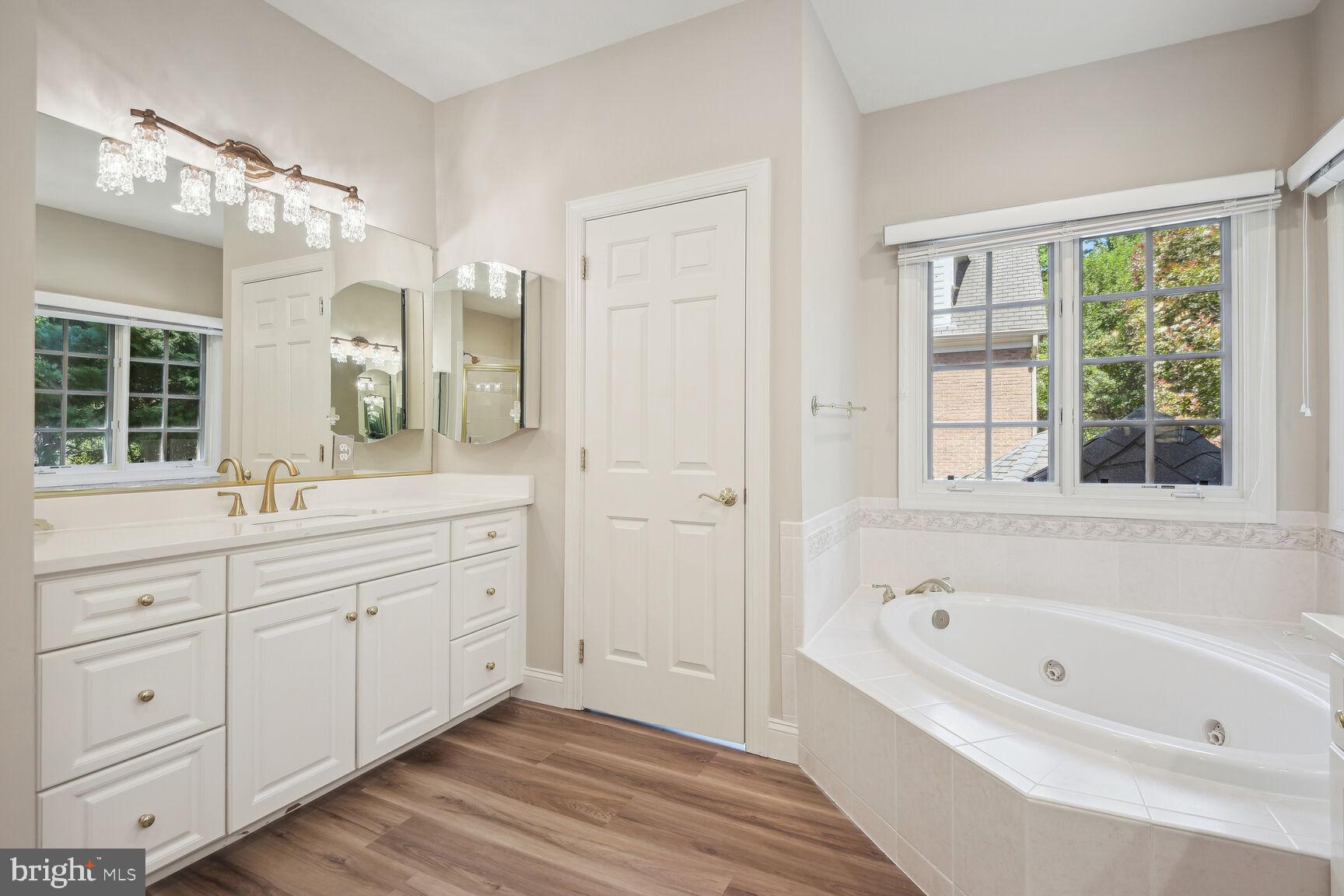 CHEVY CHASE MEWS - Residential