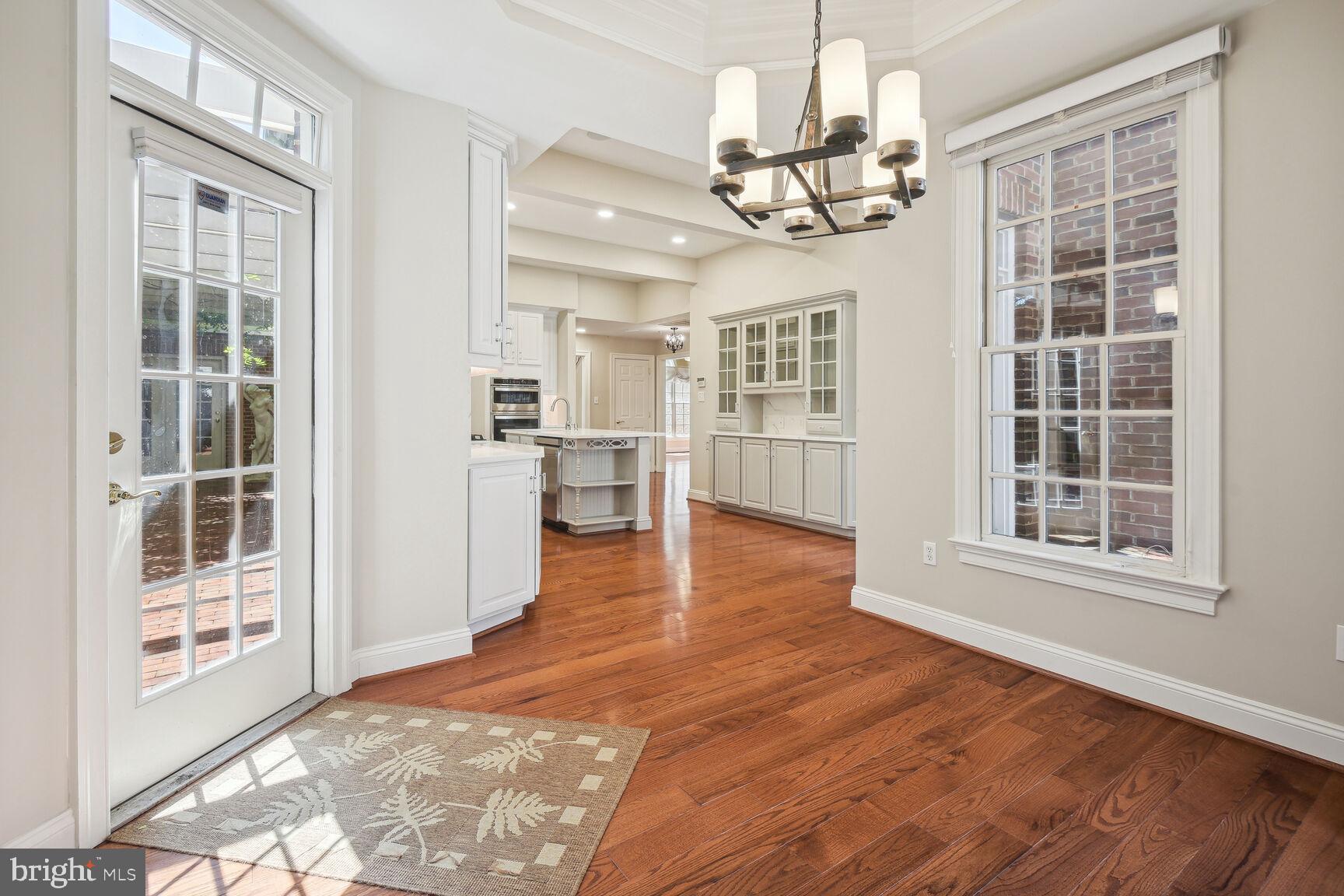 CHEVY CHASE MEWS - Residential