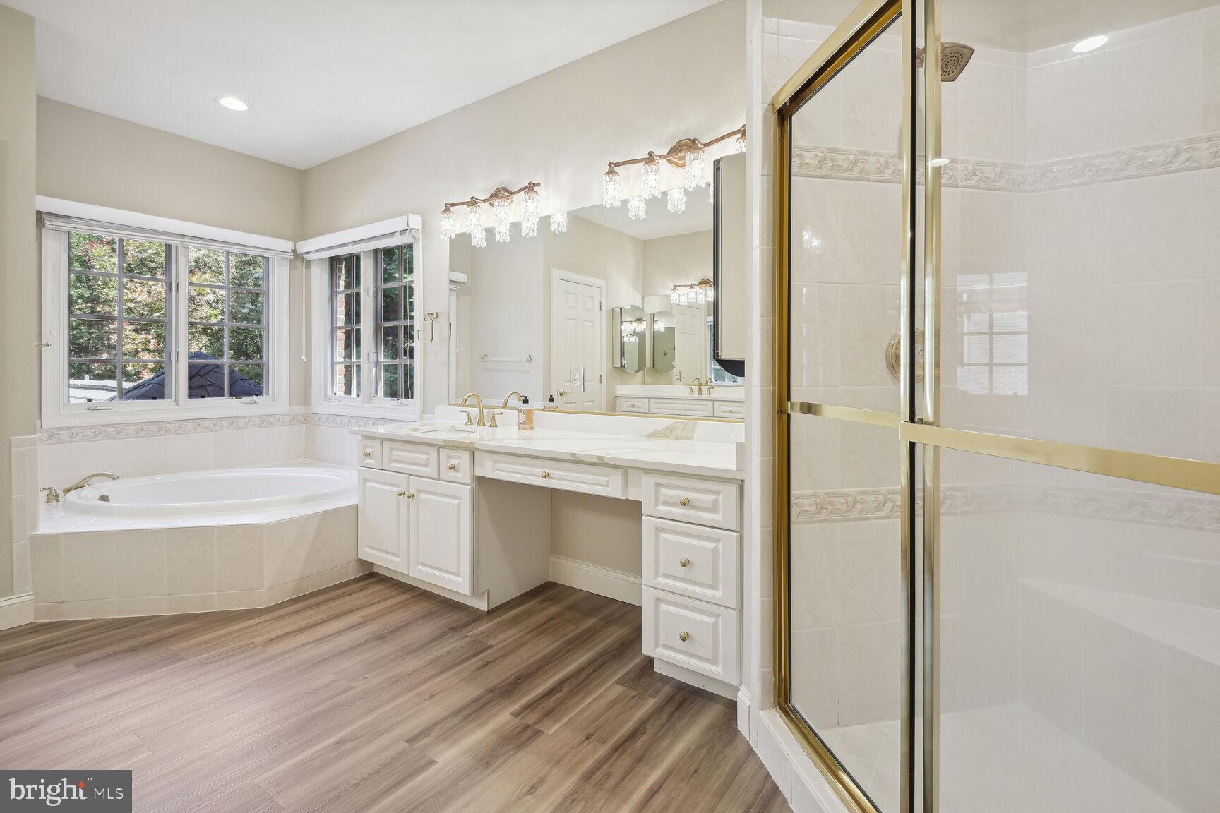 CHEVY CHASE MEWS - Residential