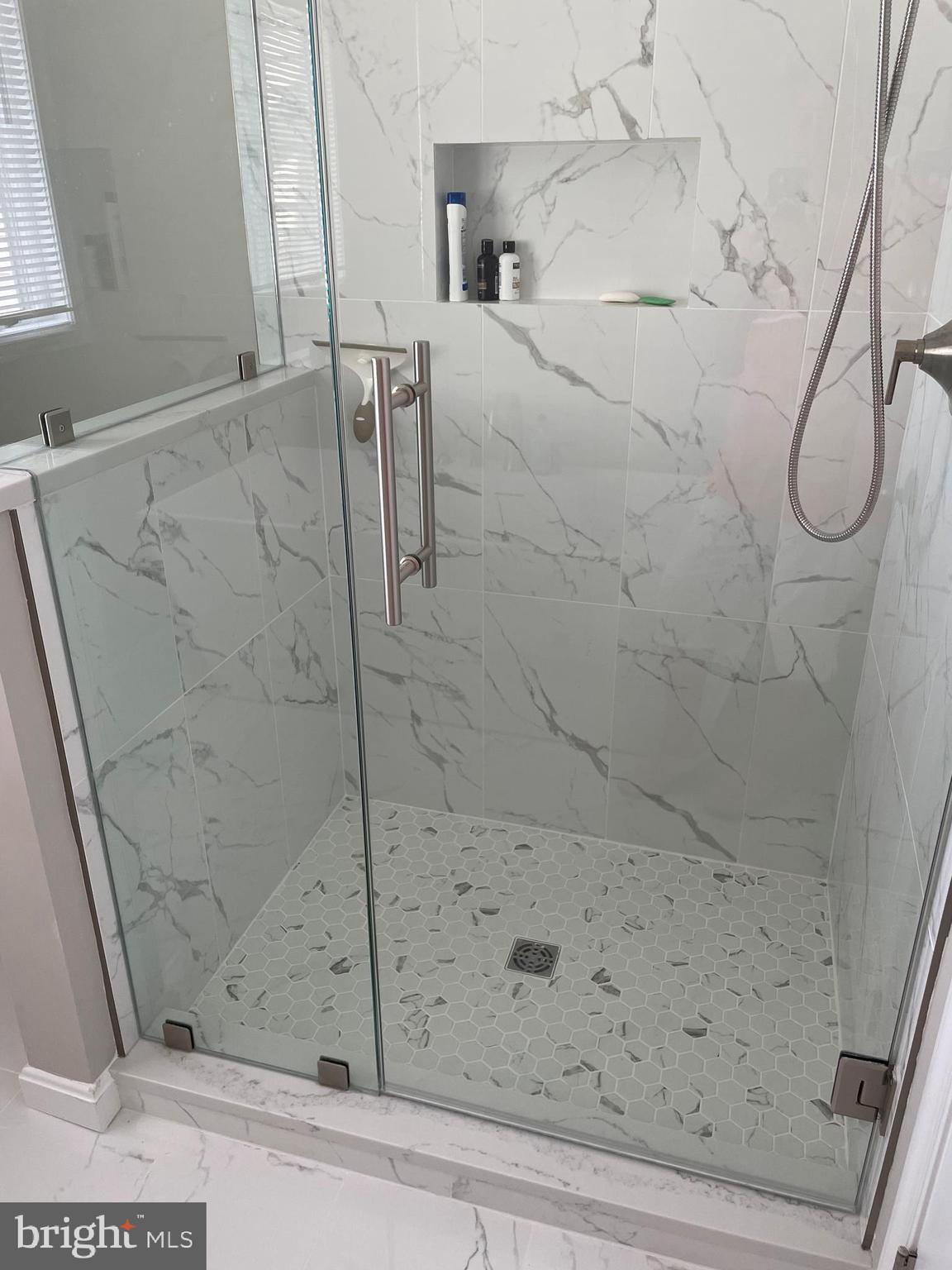 BAYSIDE - Residential