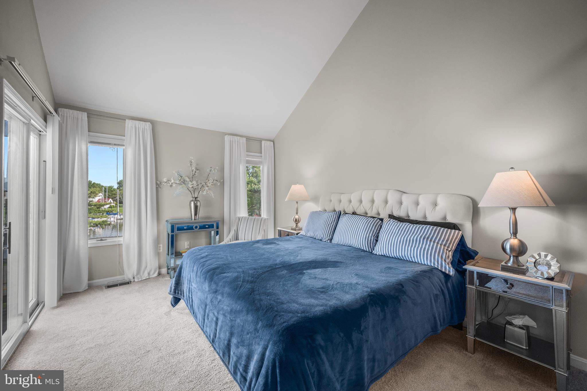 BAYSIDE - Residential