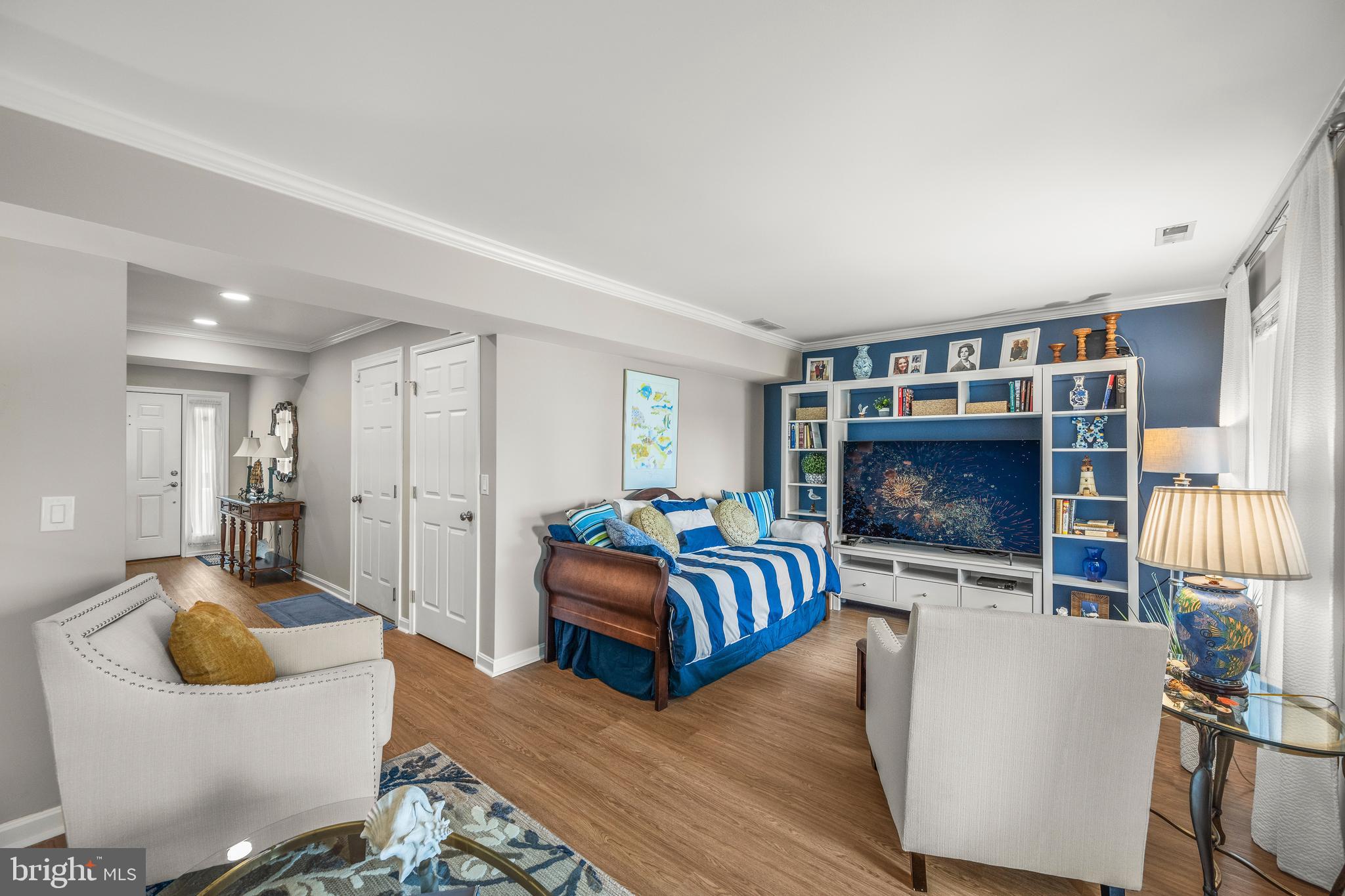 BAYSIDE - Residential