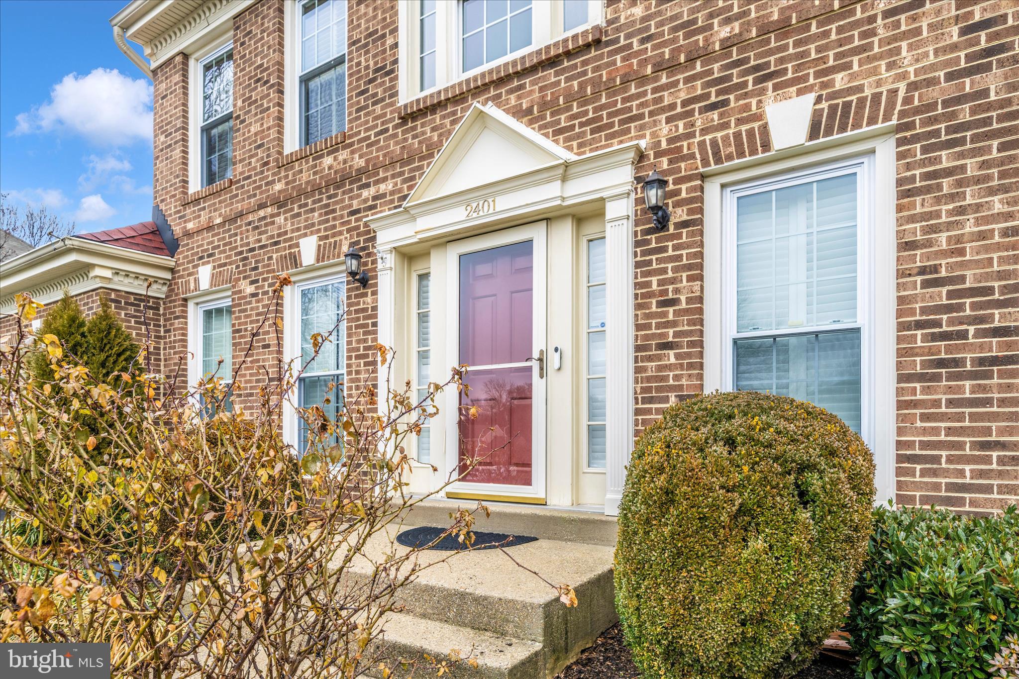 2401 BELLE HAVEN MEADOWS COURT