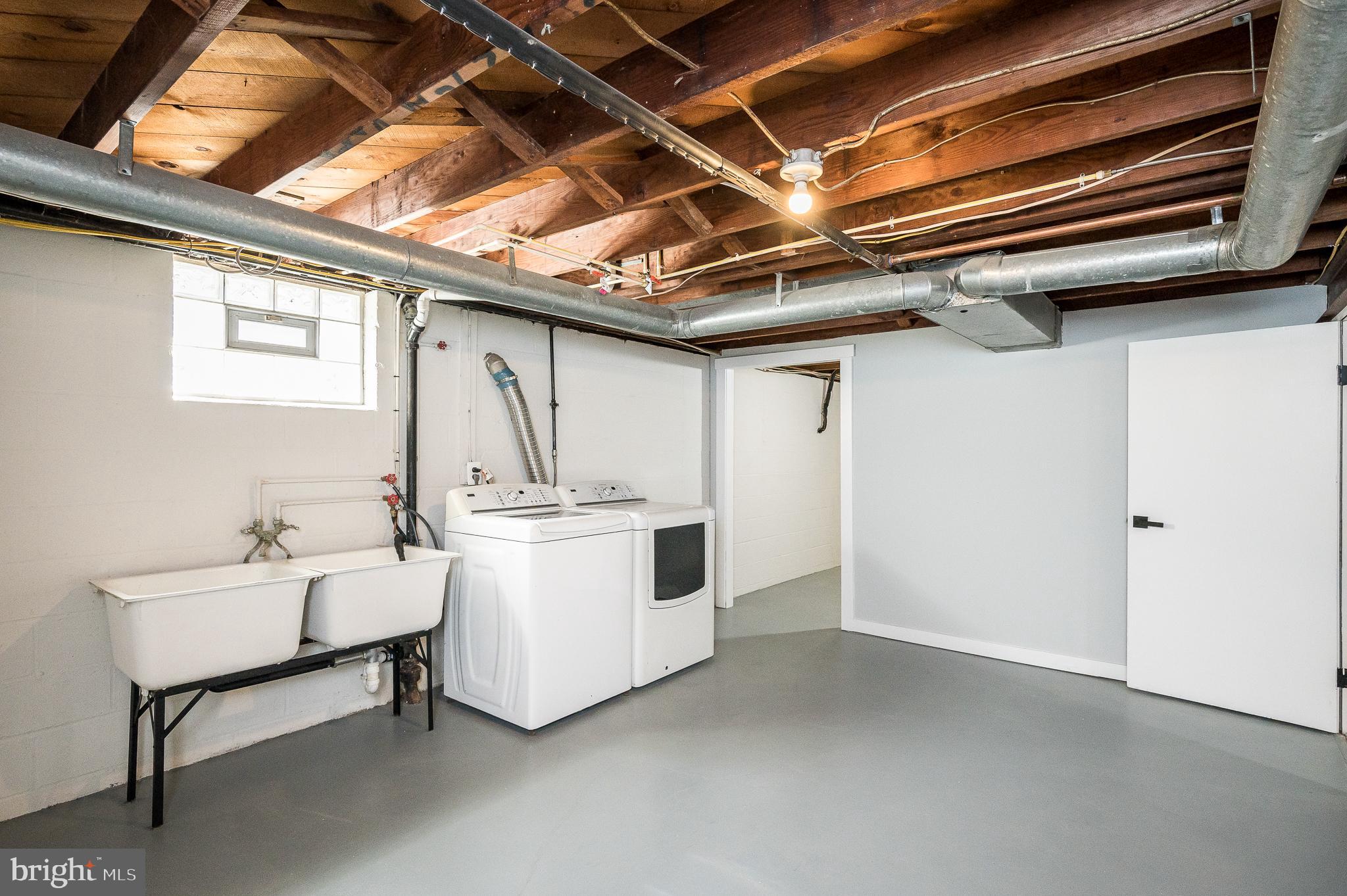 OVERLEA - Residential