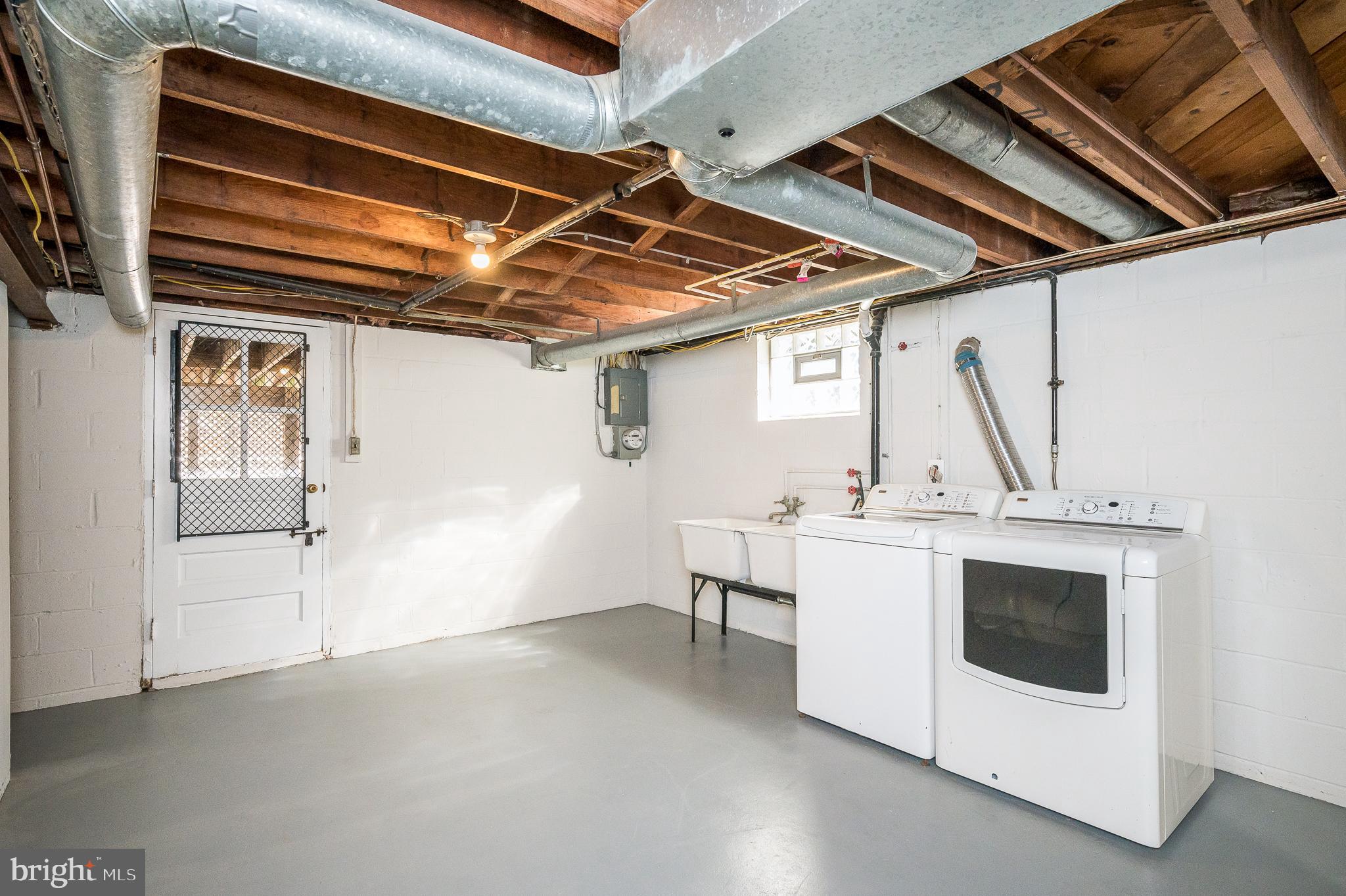 OVERLEA - Residential