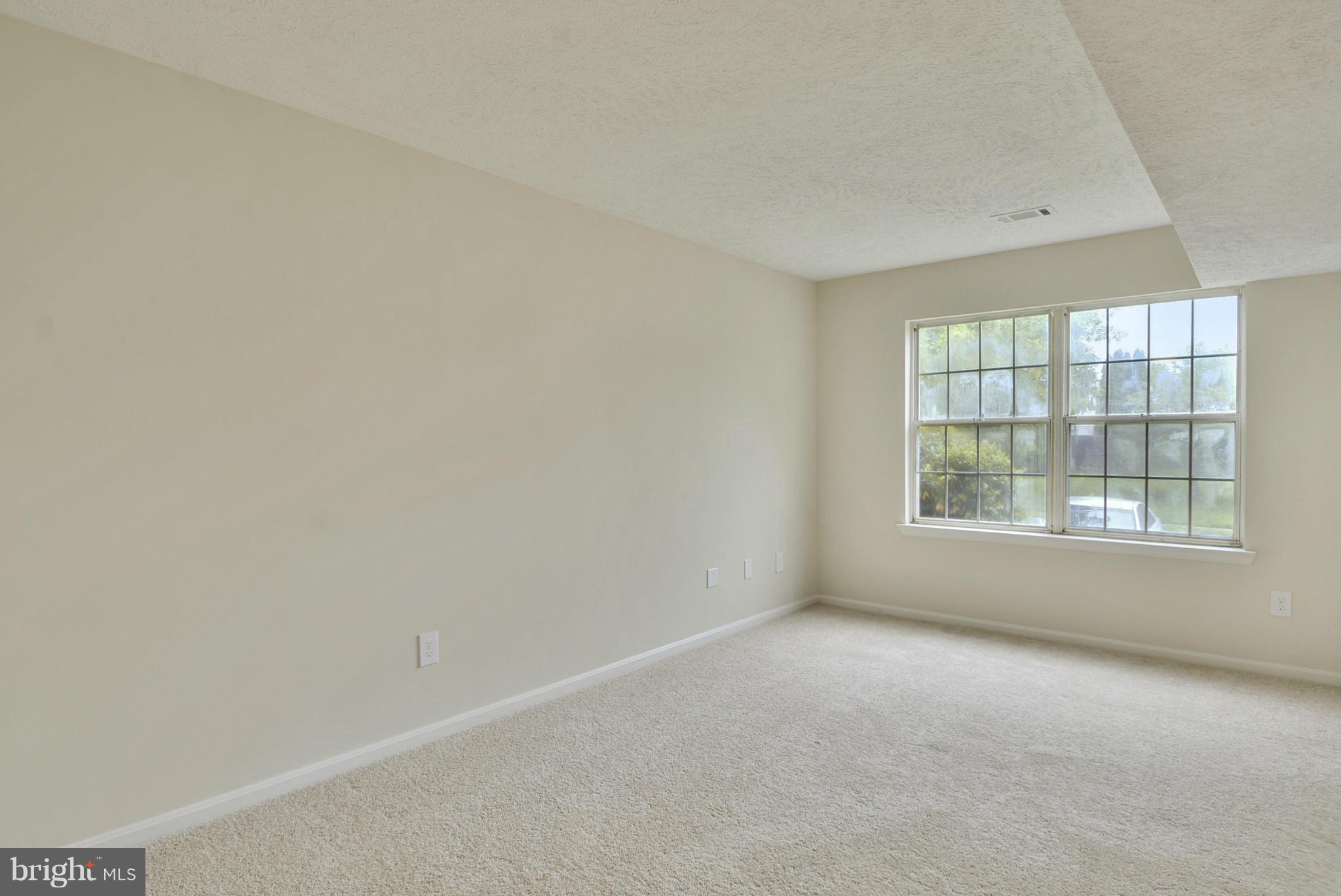 SINGLETONS GROVE - Residential