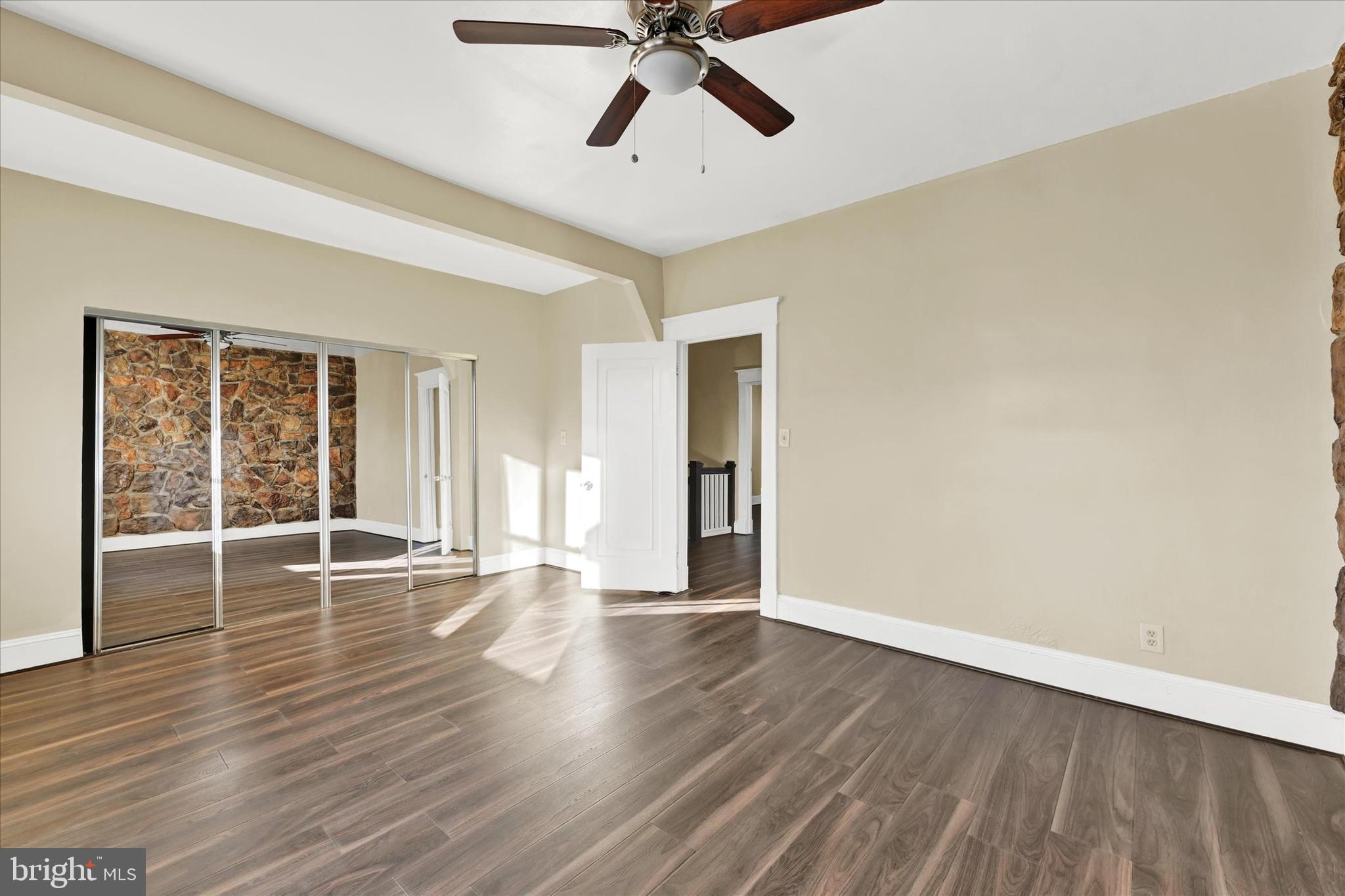 HANLON - Residential