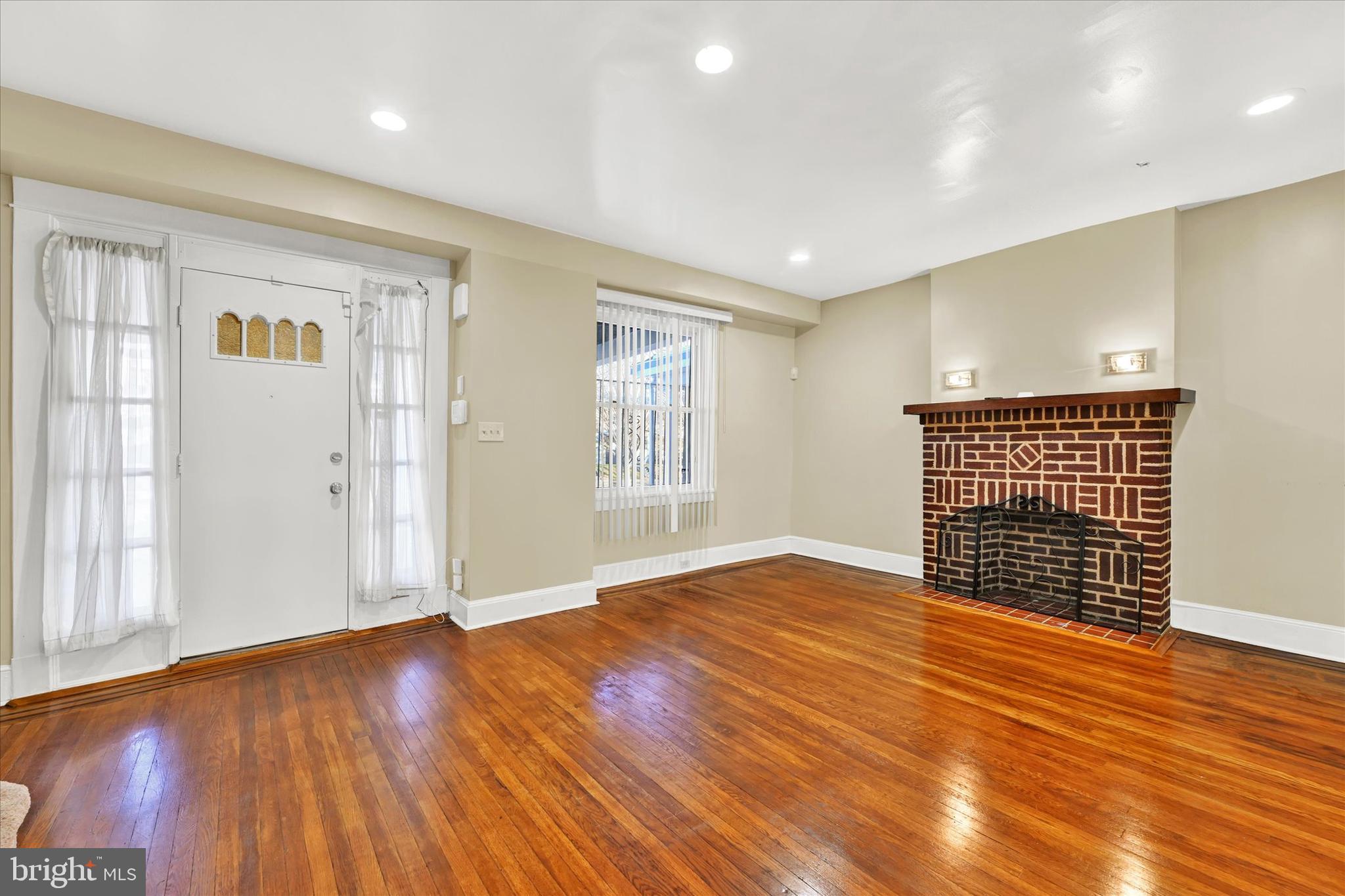 HANLON - Residential