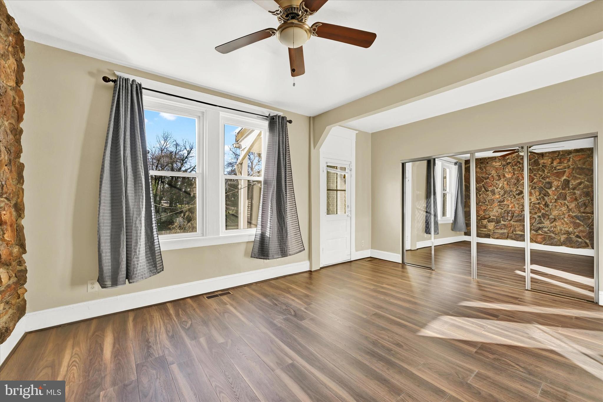 HANLON - Residential