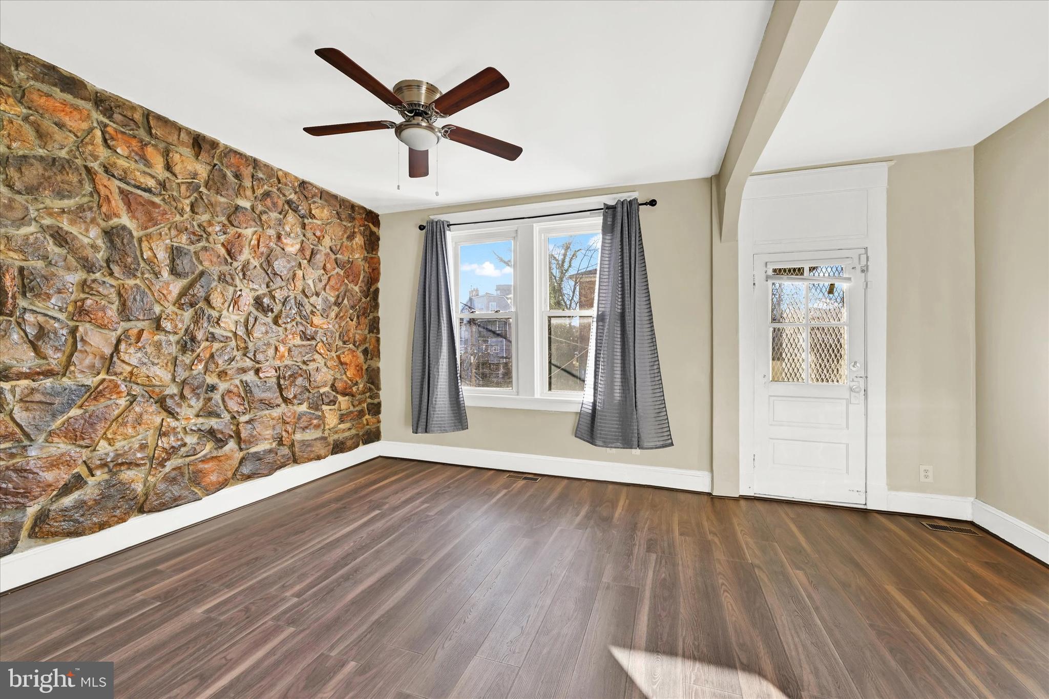 HANLON - Residential