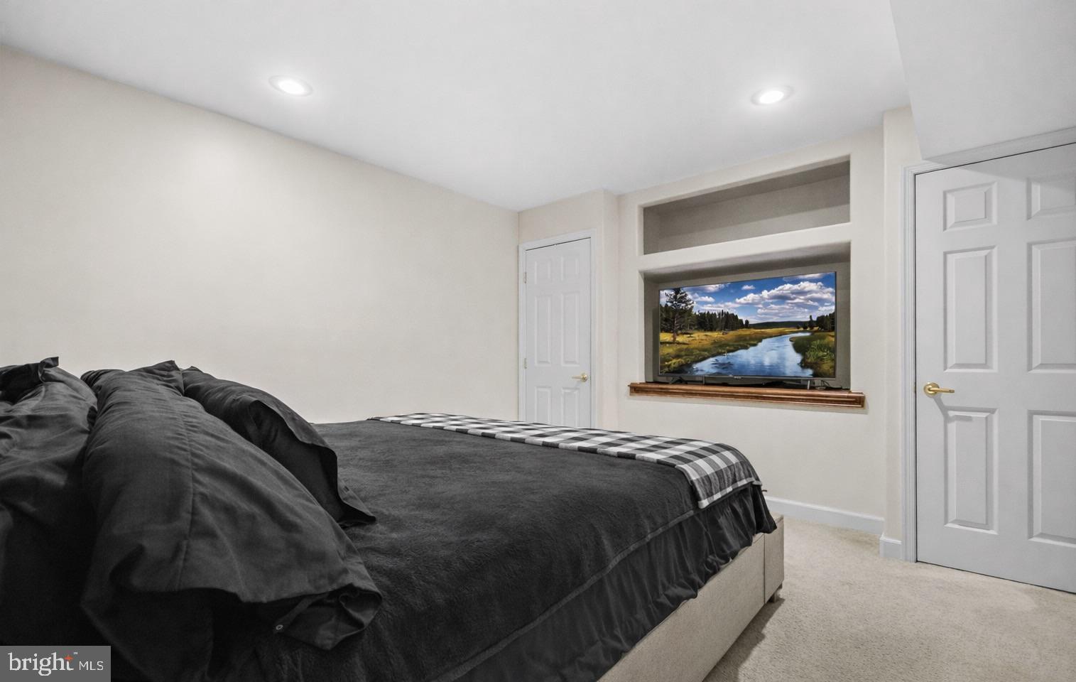 WIDEWATER VILLAGE - Residential