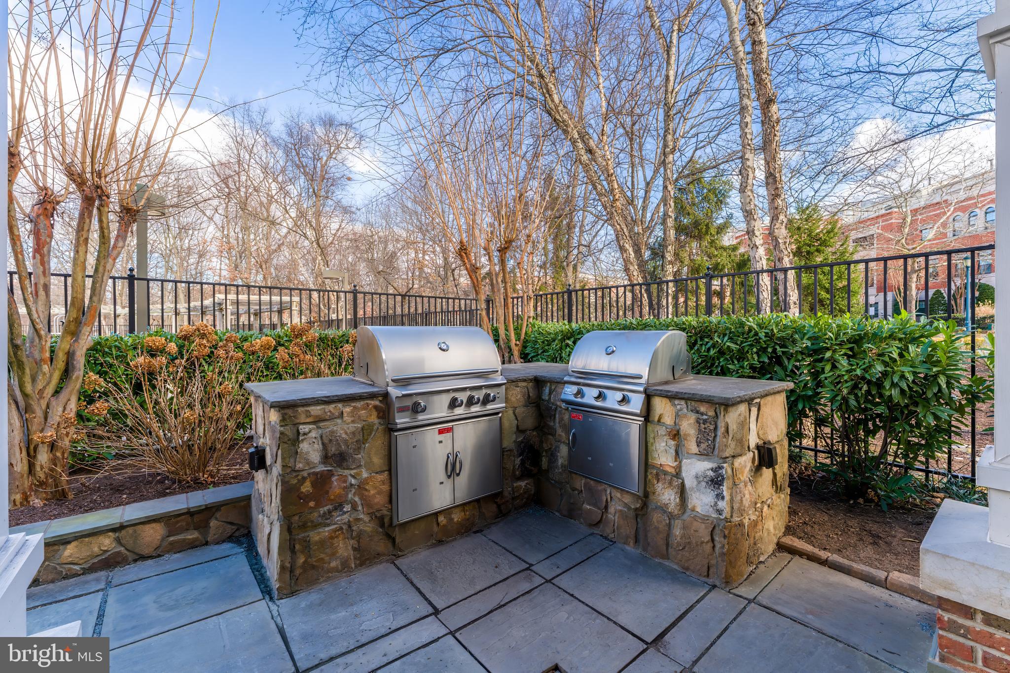 WEST MARKET - Residential