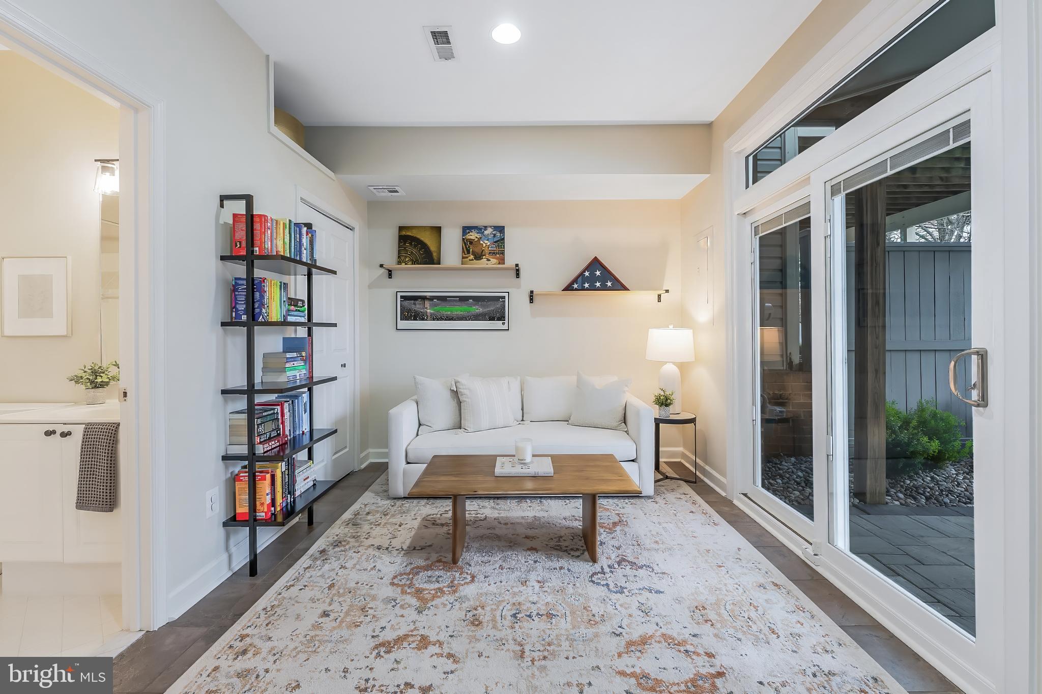 WEST MARKET - Residential