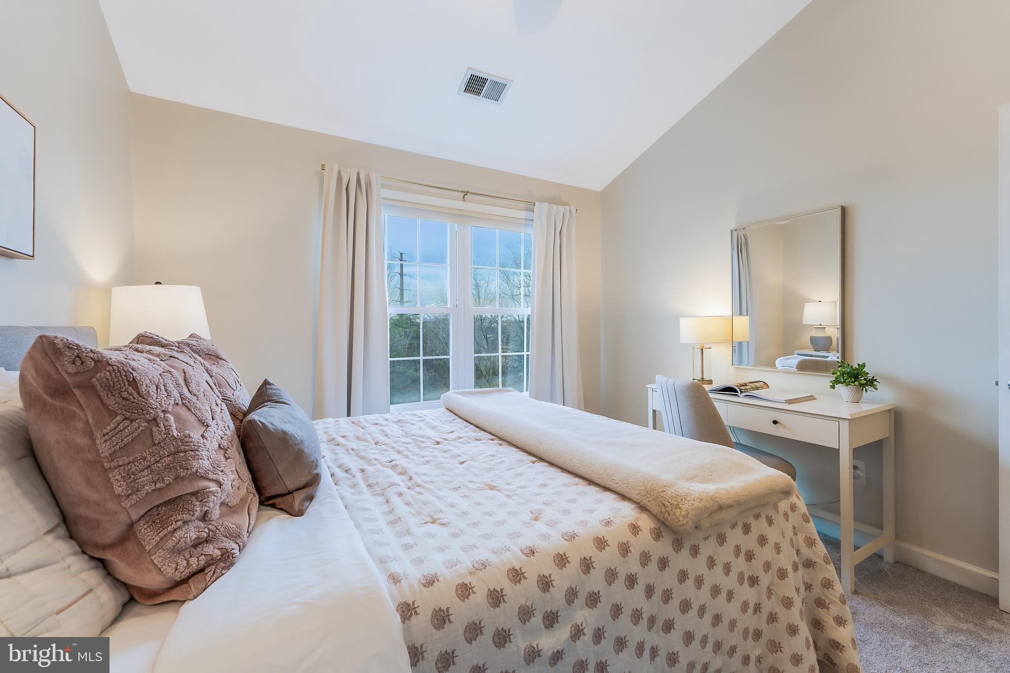 WEST MARKET - Residential