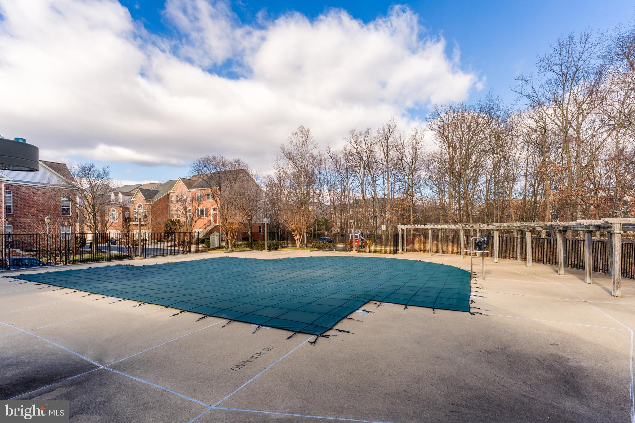 WEST MARKET - Residential