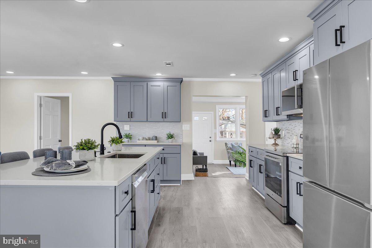 NORTHFIELD - Residential